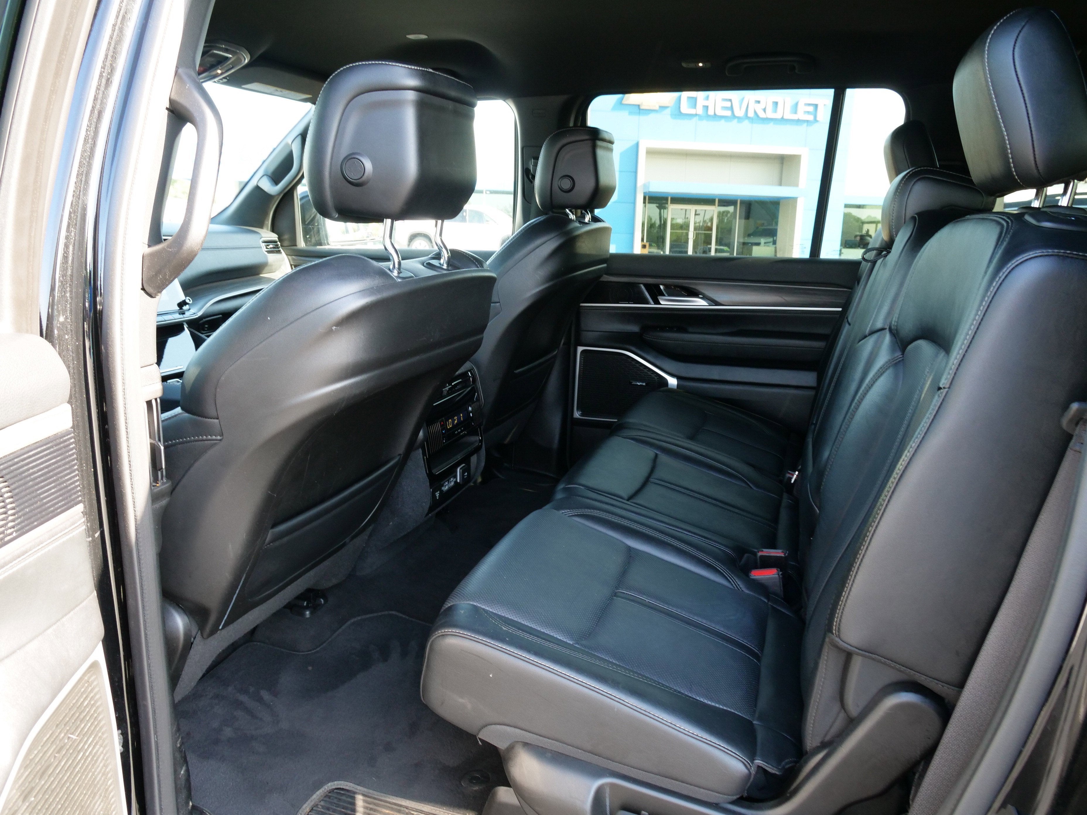 2024 Jeep Wagoneer L Series II