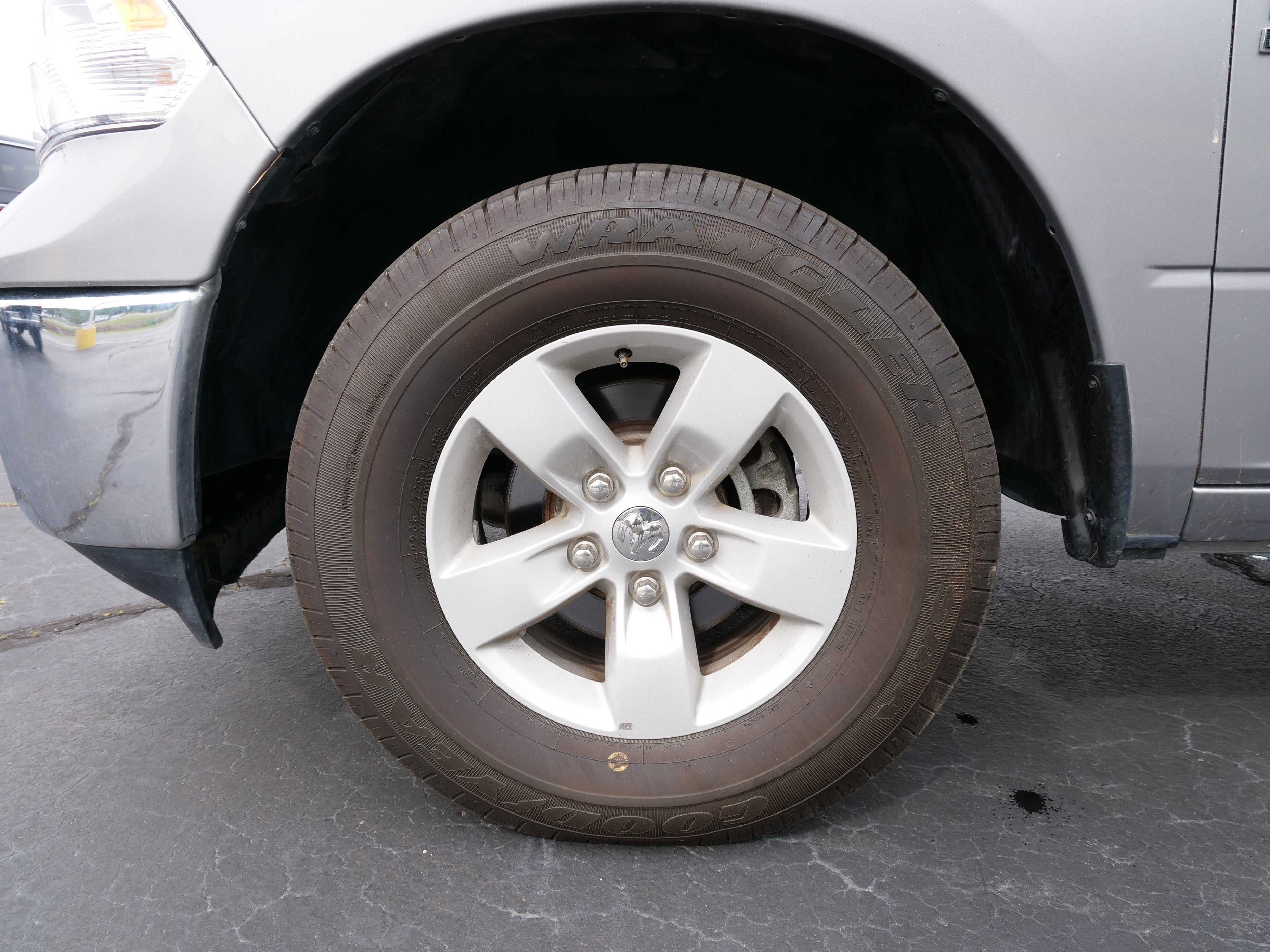 2024 RAM 1500 Classic SLT