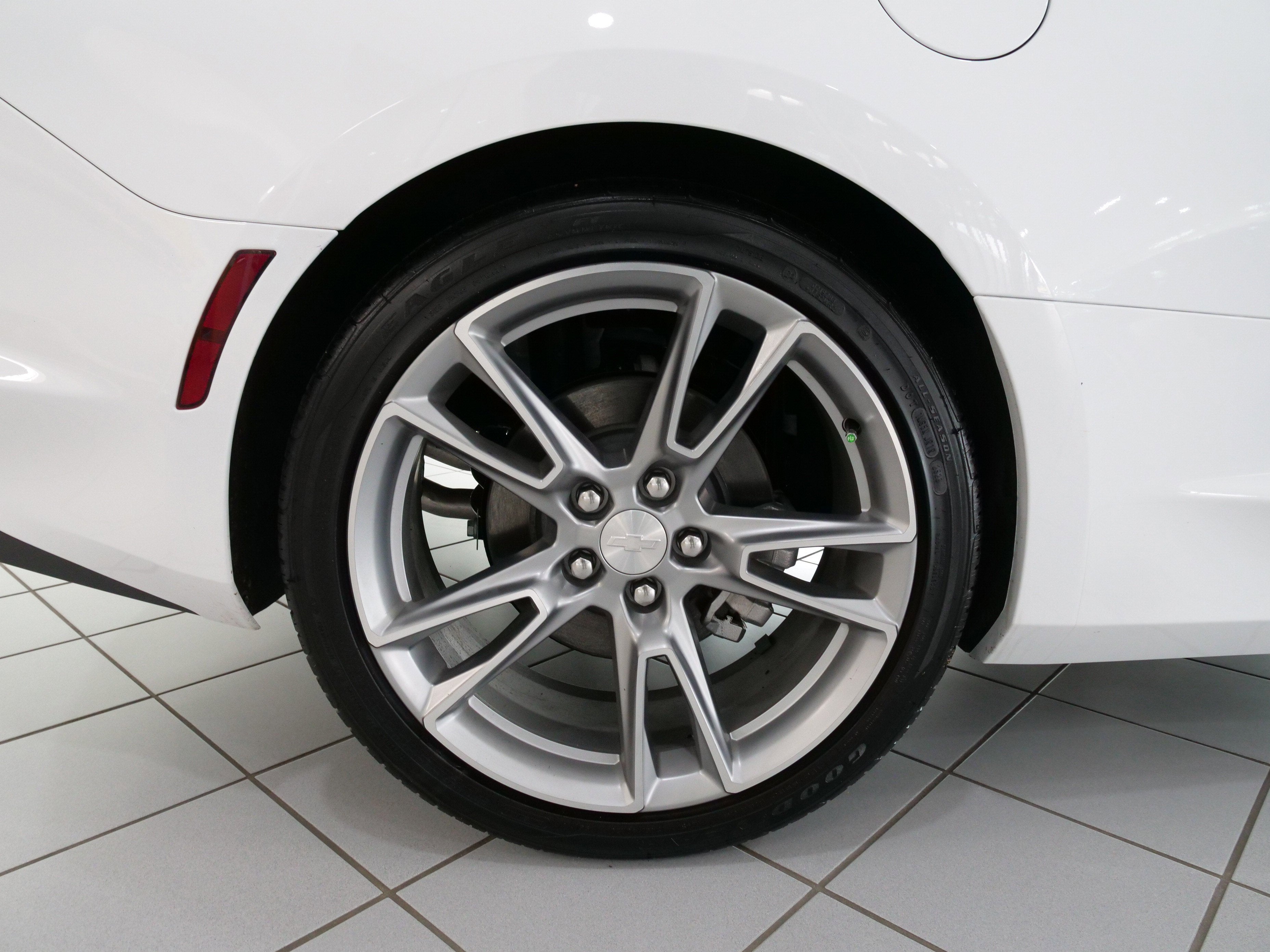 2024 Chevrolet Camaro 2LT