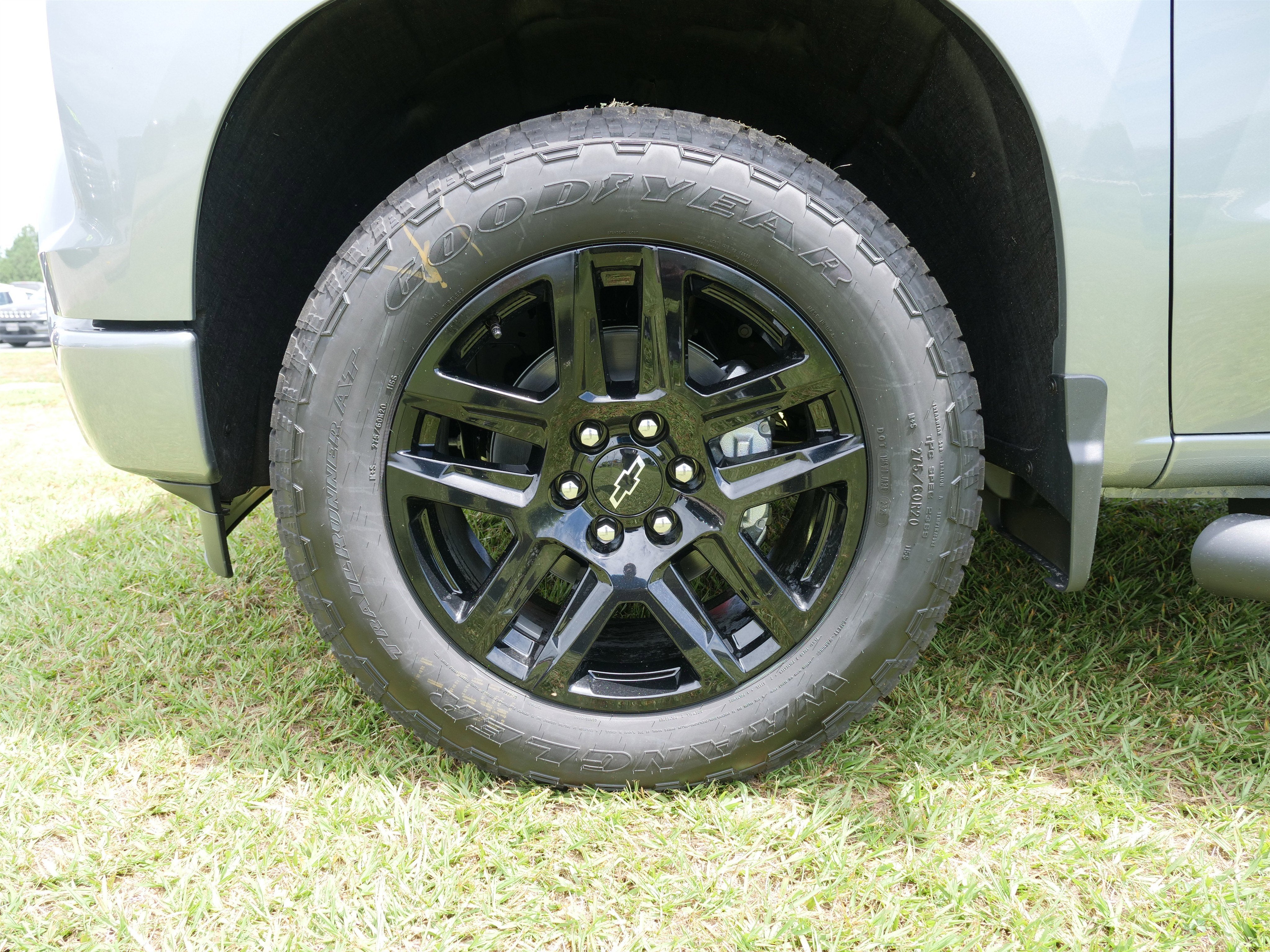 2025 Chevrolet Silverado 1500 Custom