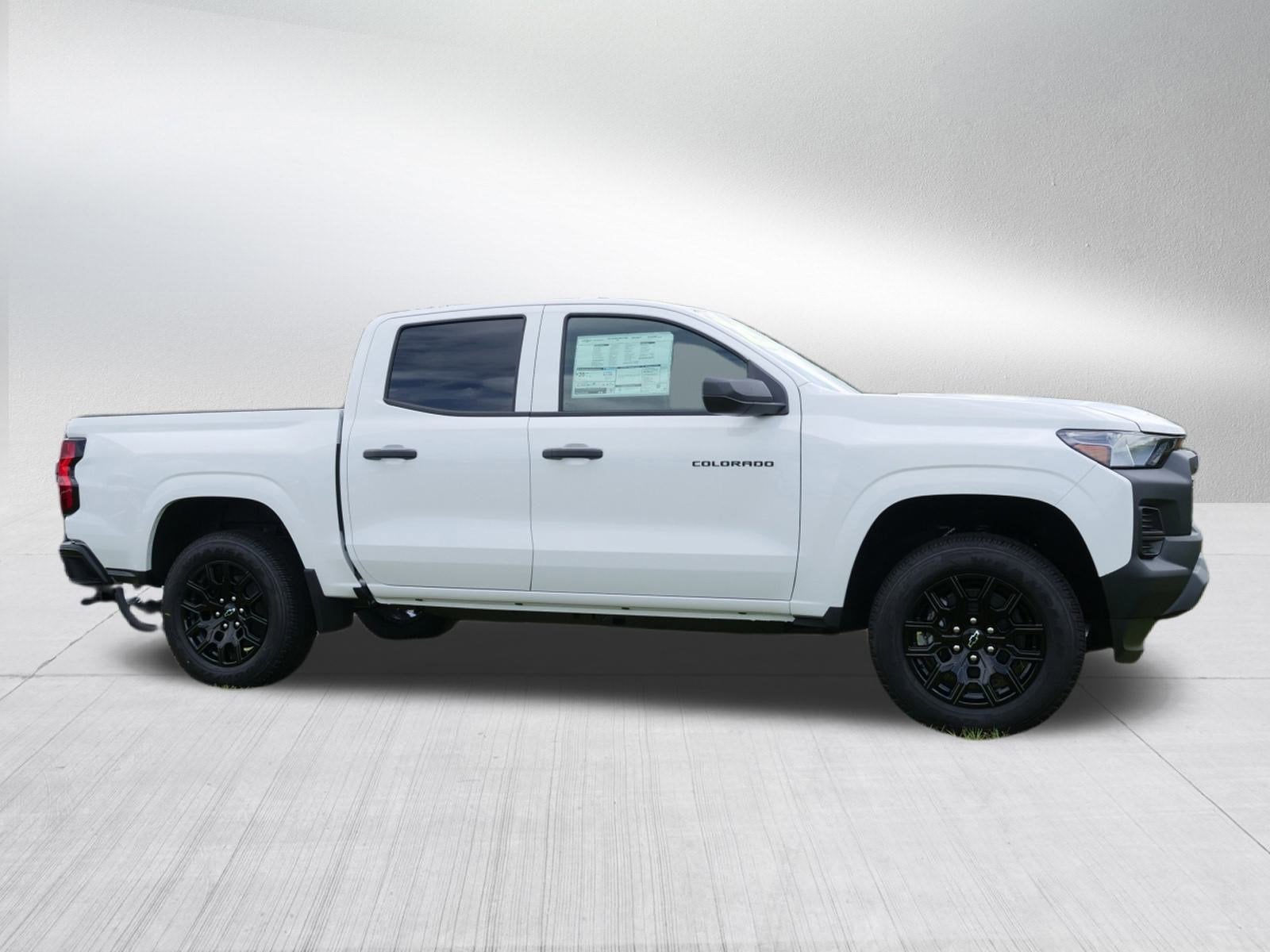 2025 Chevrolet Colorado WT/LT