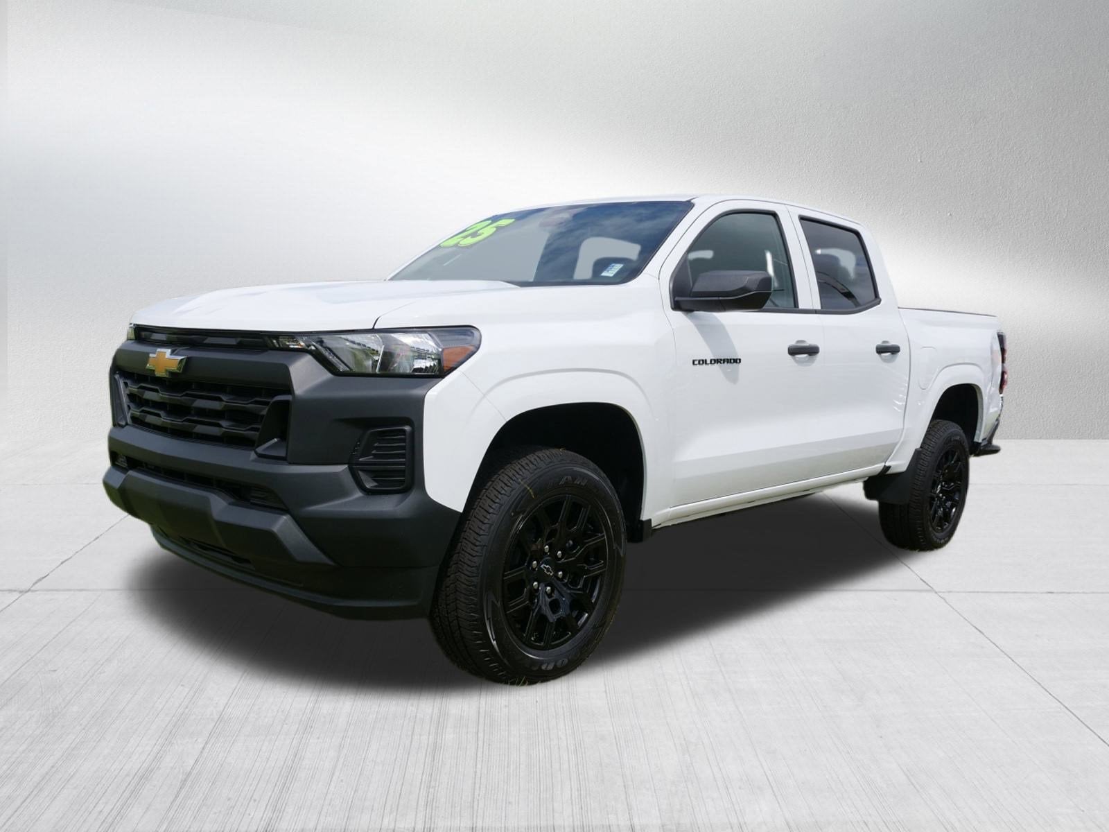 2025 Chevrolet Colorado WT/LT