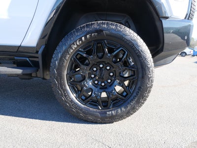 2024 GMC HUMMER EV SUV 2X