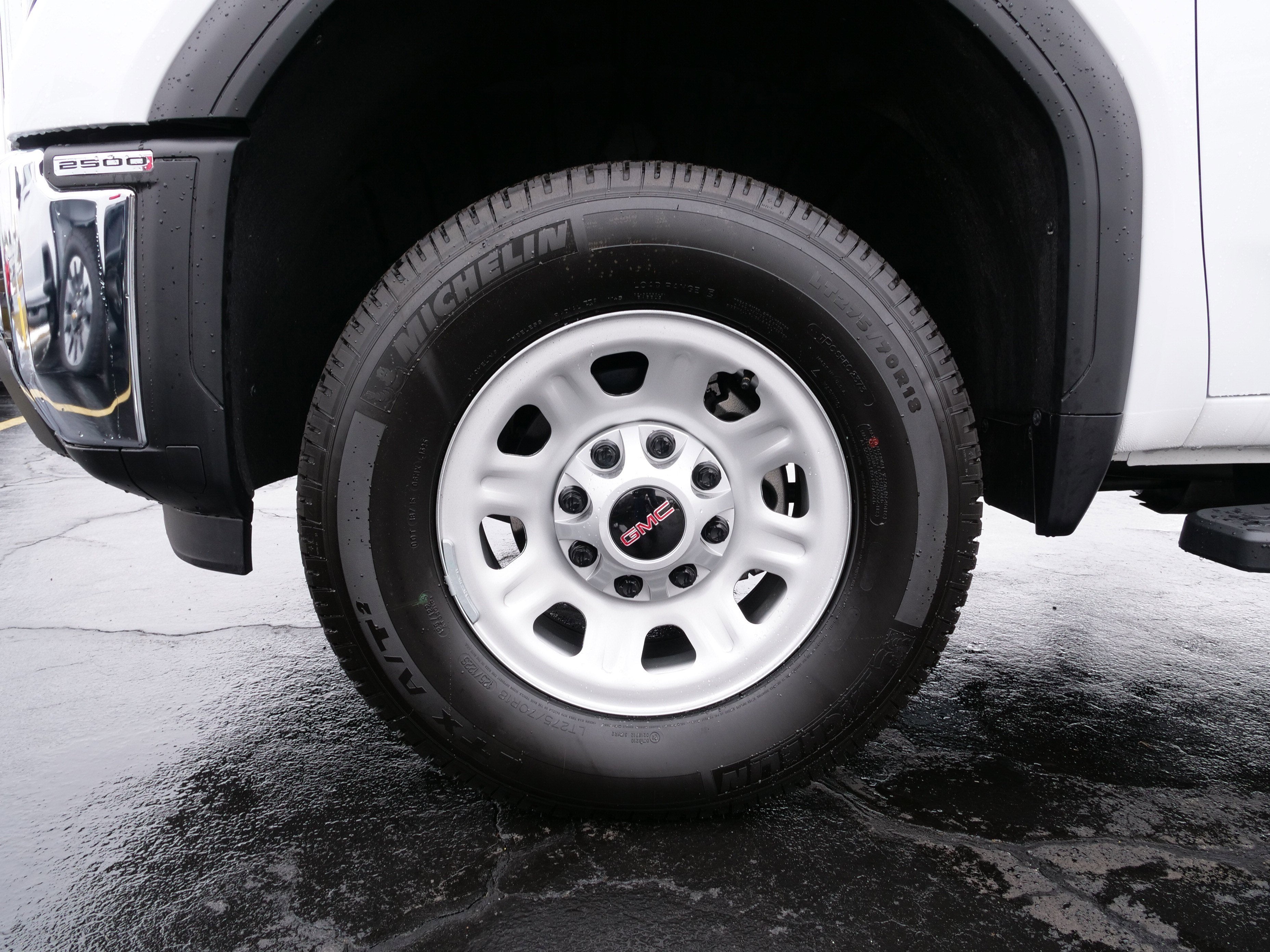 2025 GMC Sierra 2500 HD Pro