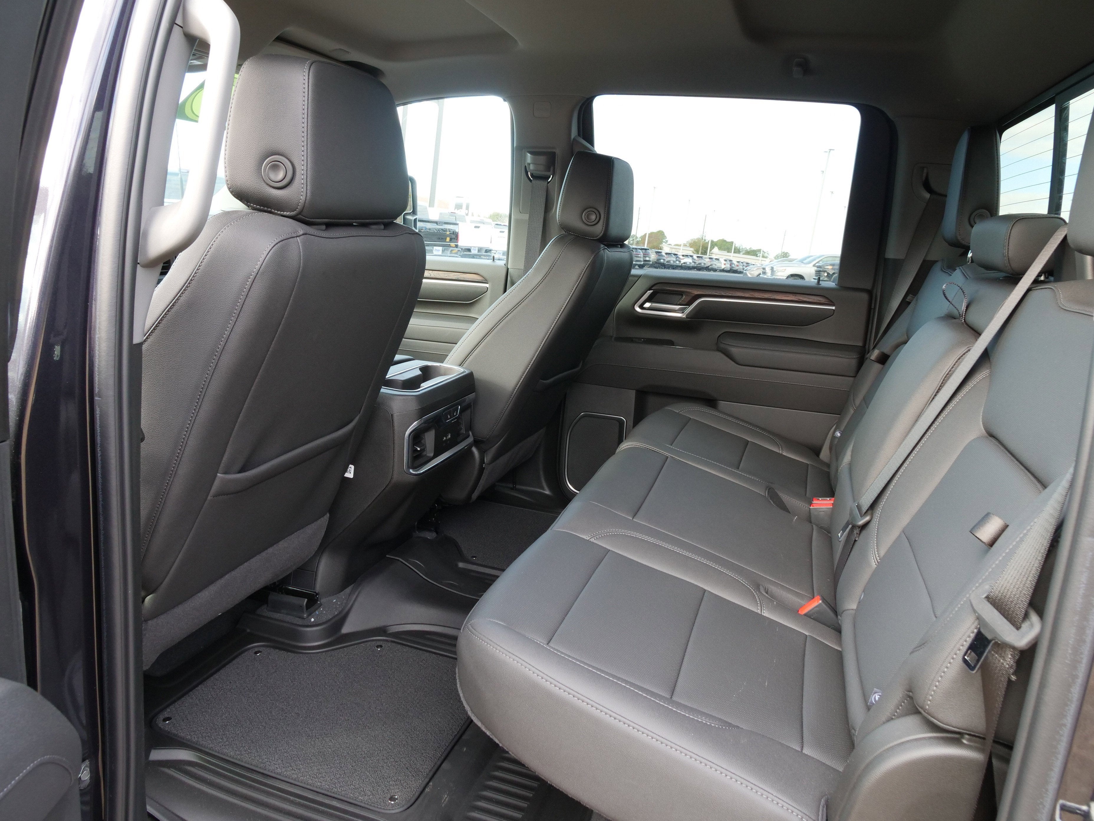 2025 GMC Sierra 2500 HD SLT