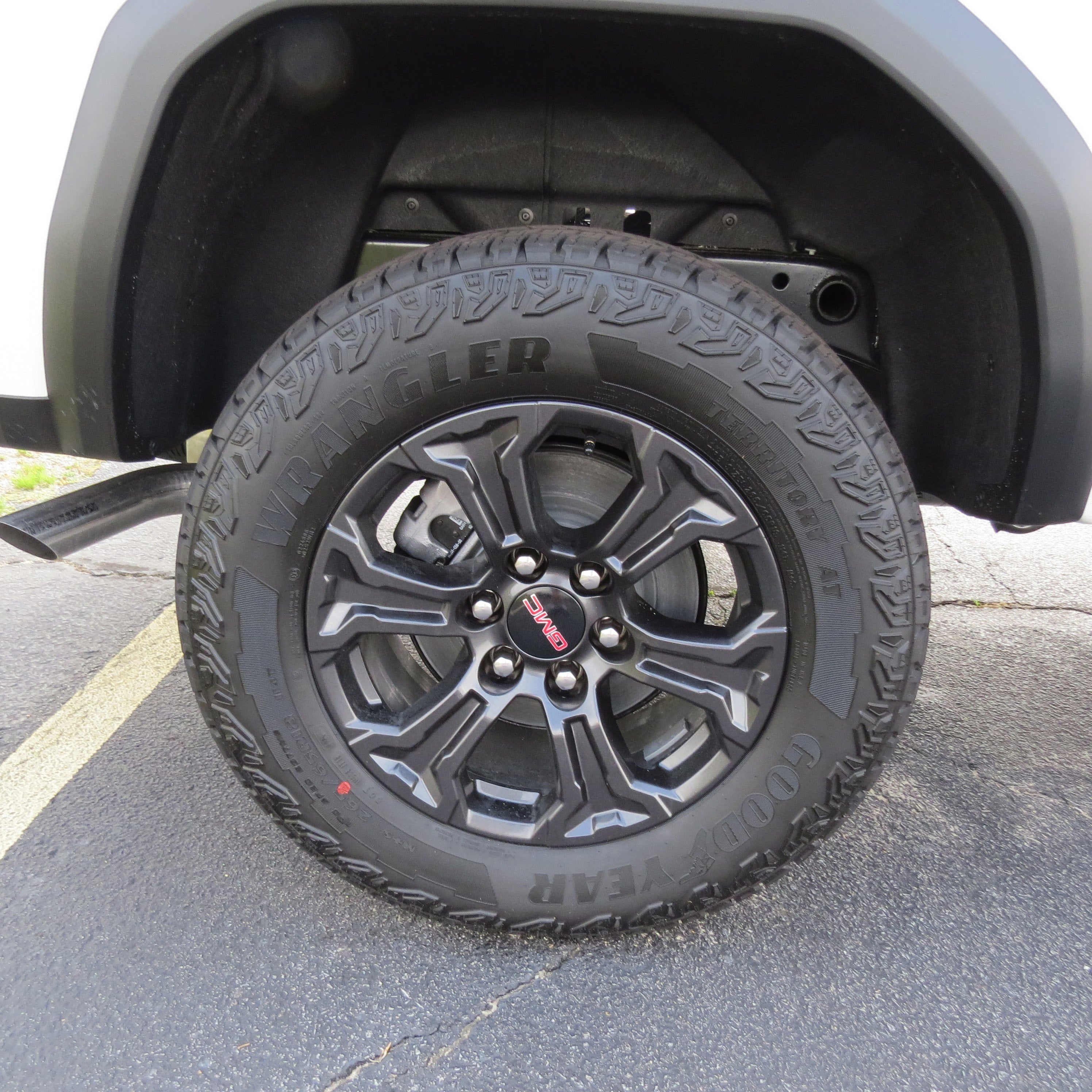 2025 GMC Canyon Elevation