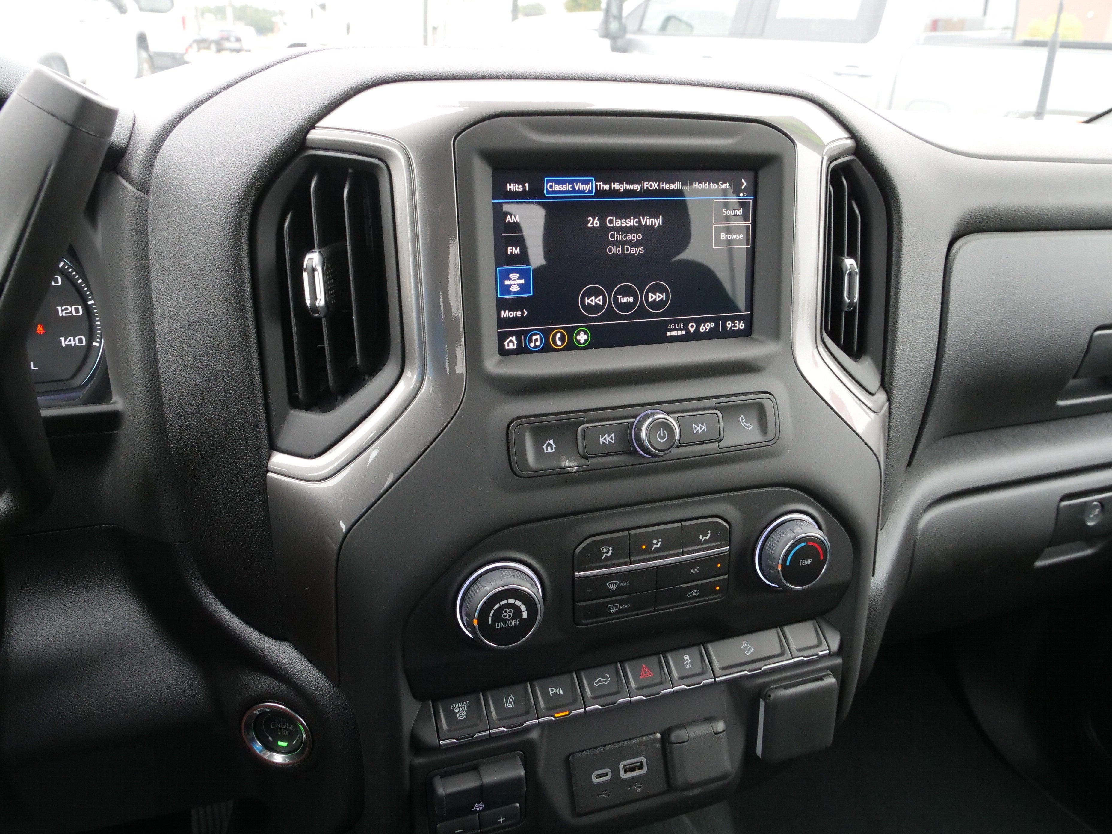 2025 Chevrolet Silverado 2500 HD Custom