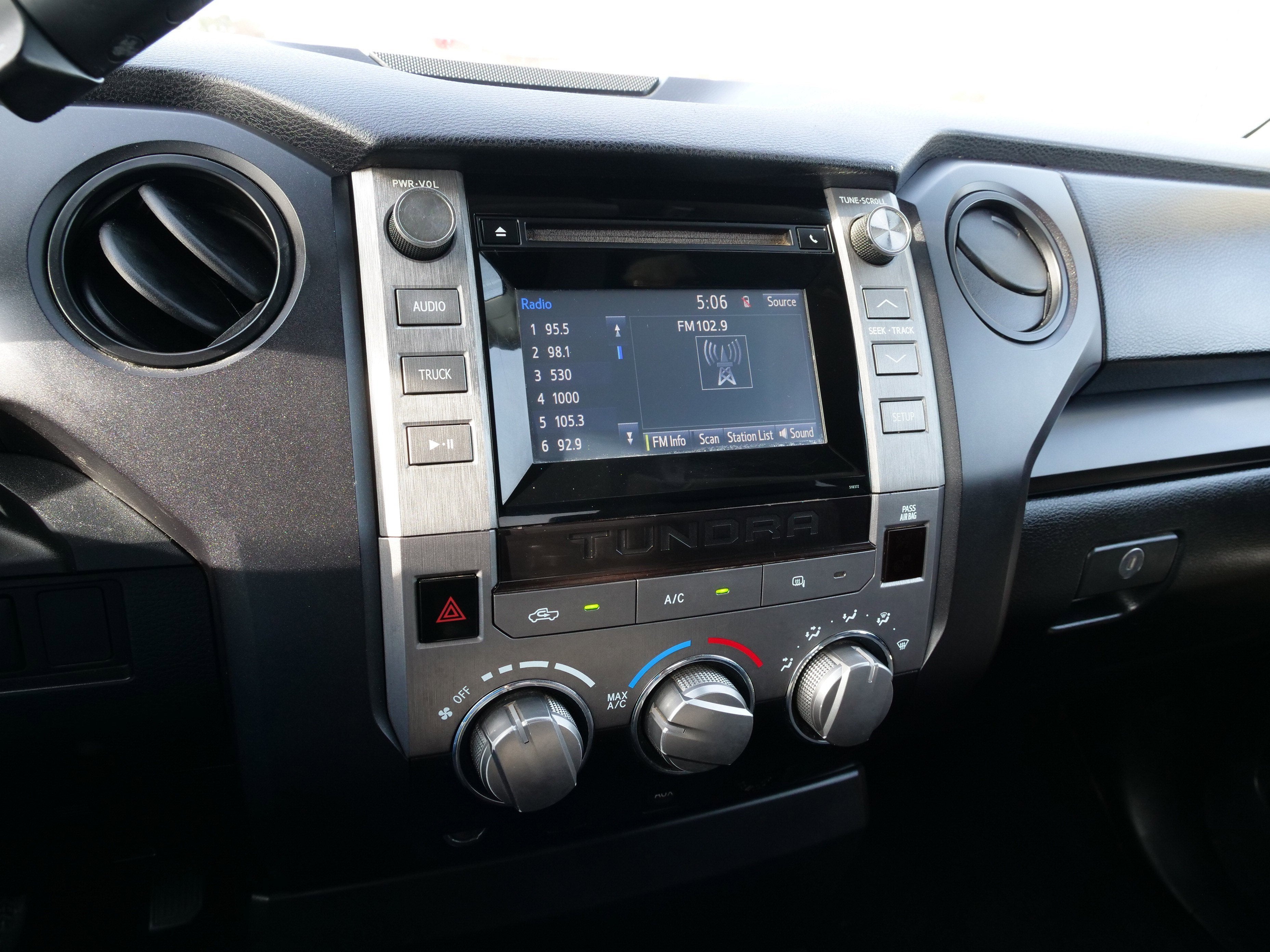 2019 Toyota Tundra 2WD SR