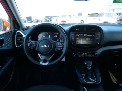 2024 Kia Soul LX