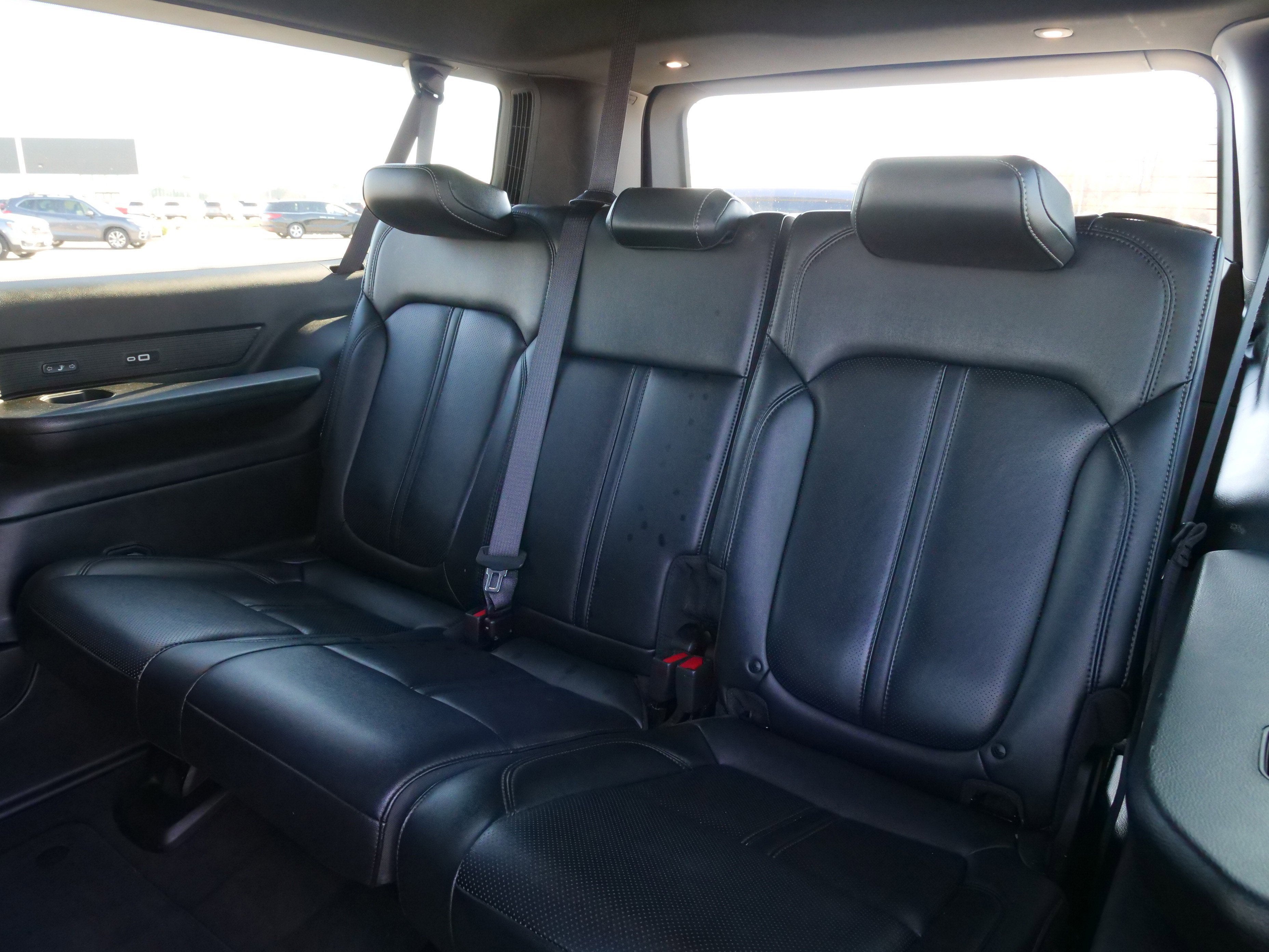 2024 Jeep Wagoneer L Base