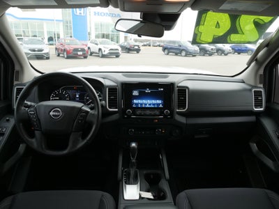 2024 Nissan Frontier SV