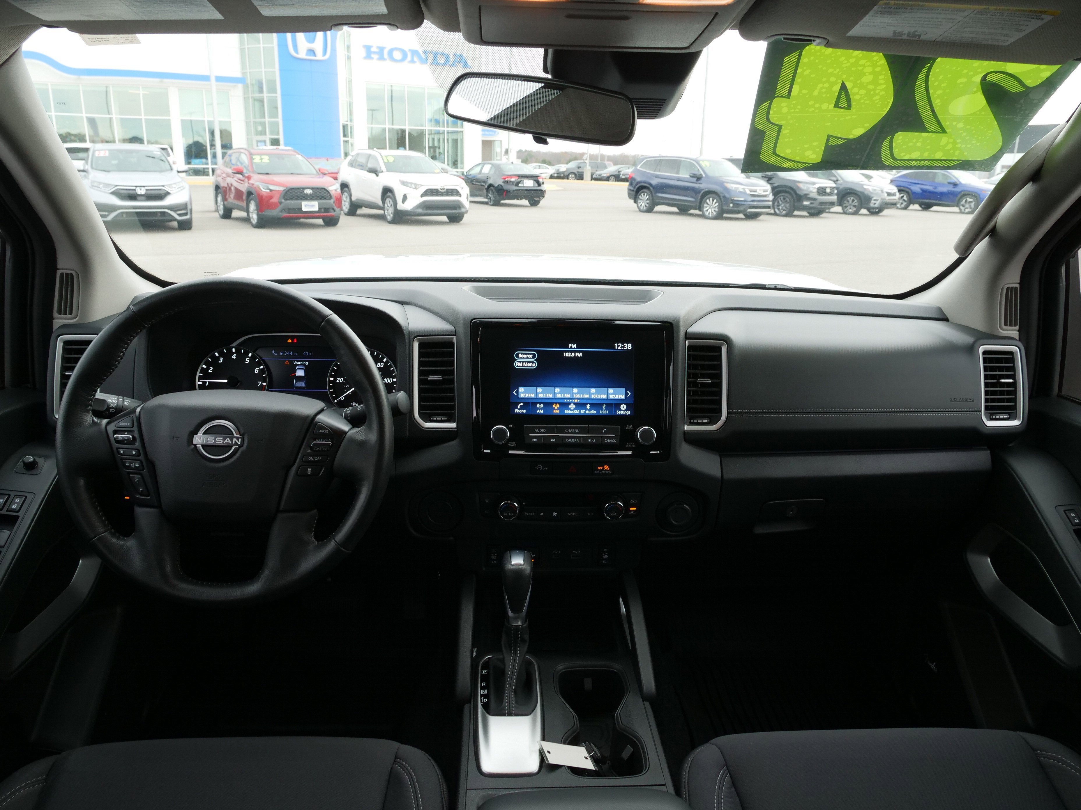 2024 Nissan Frontier SV