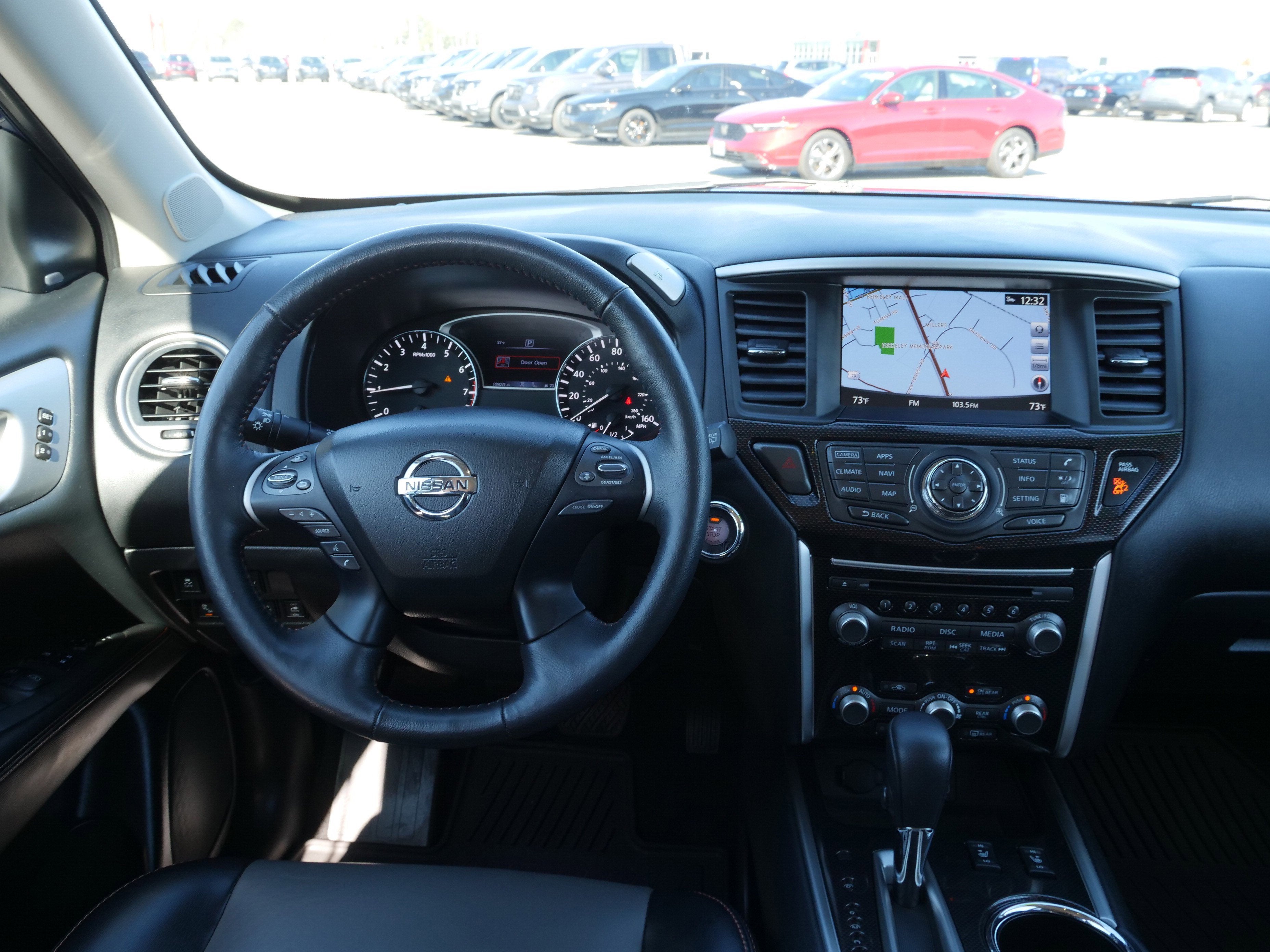 2019 Nissan Pathfinder SL