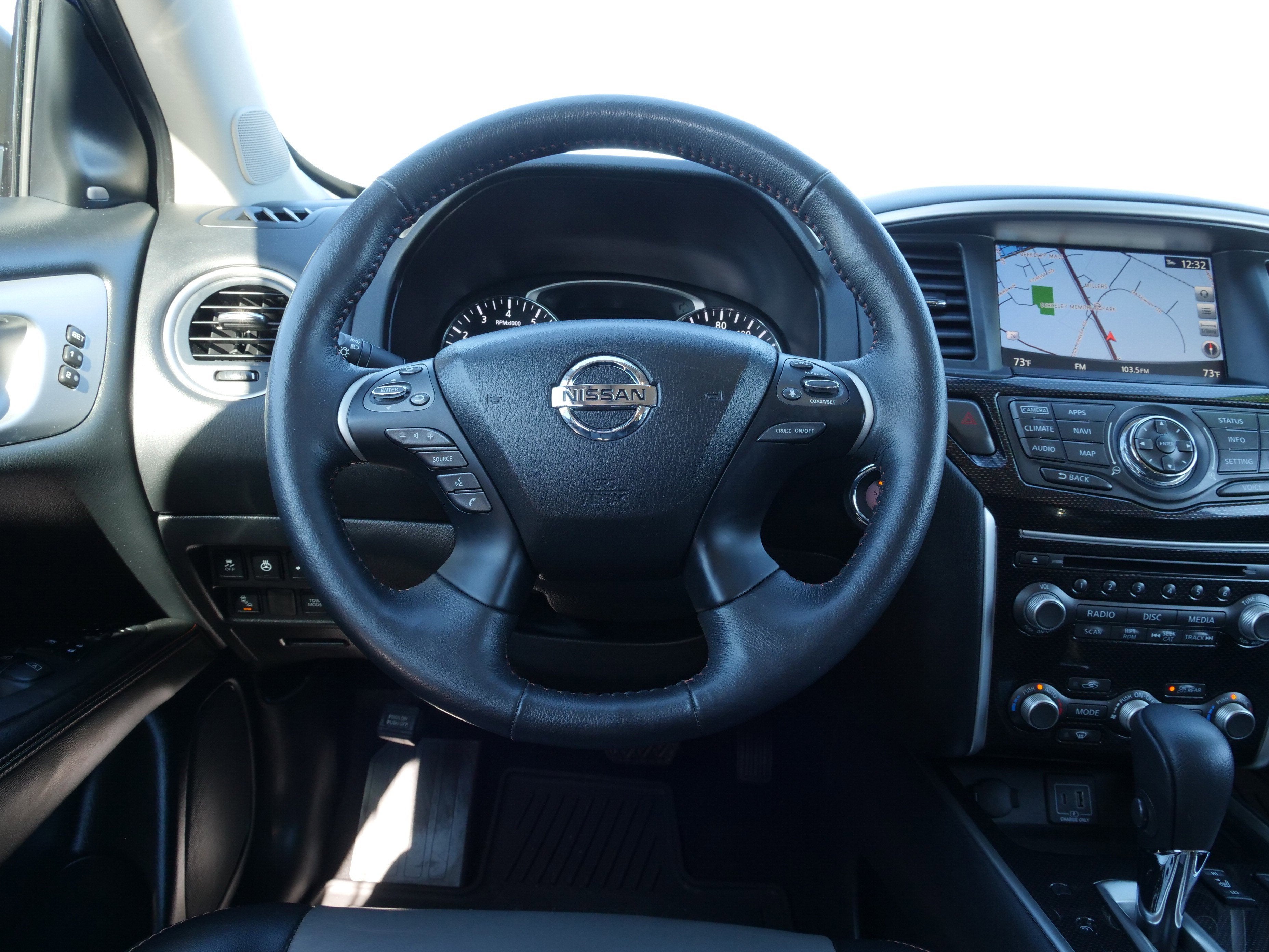 2019 Nissan Pathfinder SL
