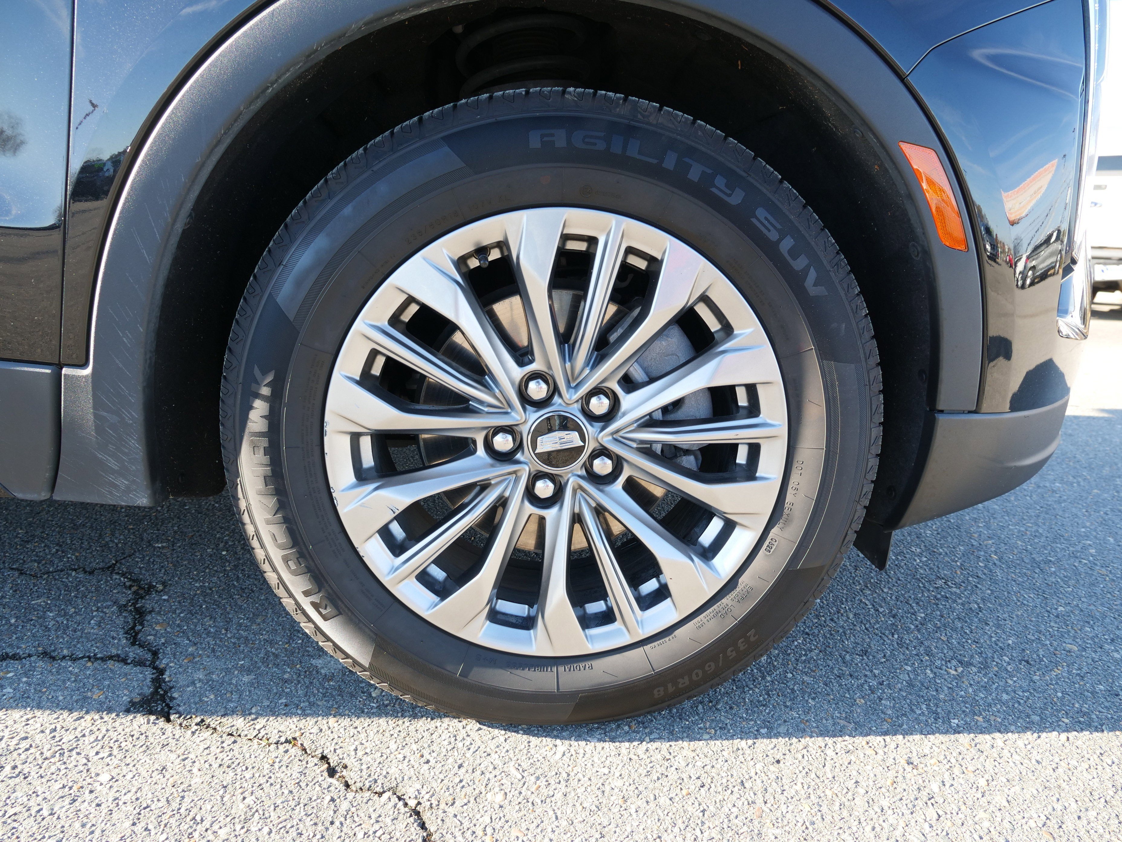 2024 Cadillac XT4 FWD Premium Luxury