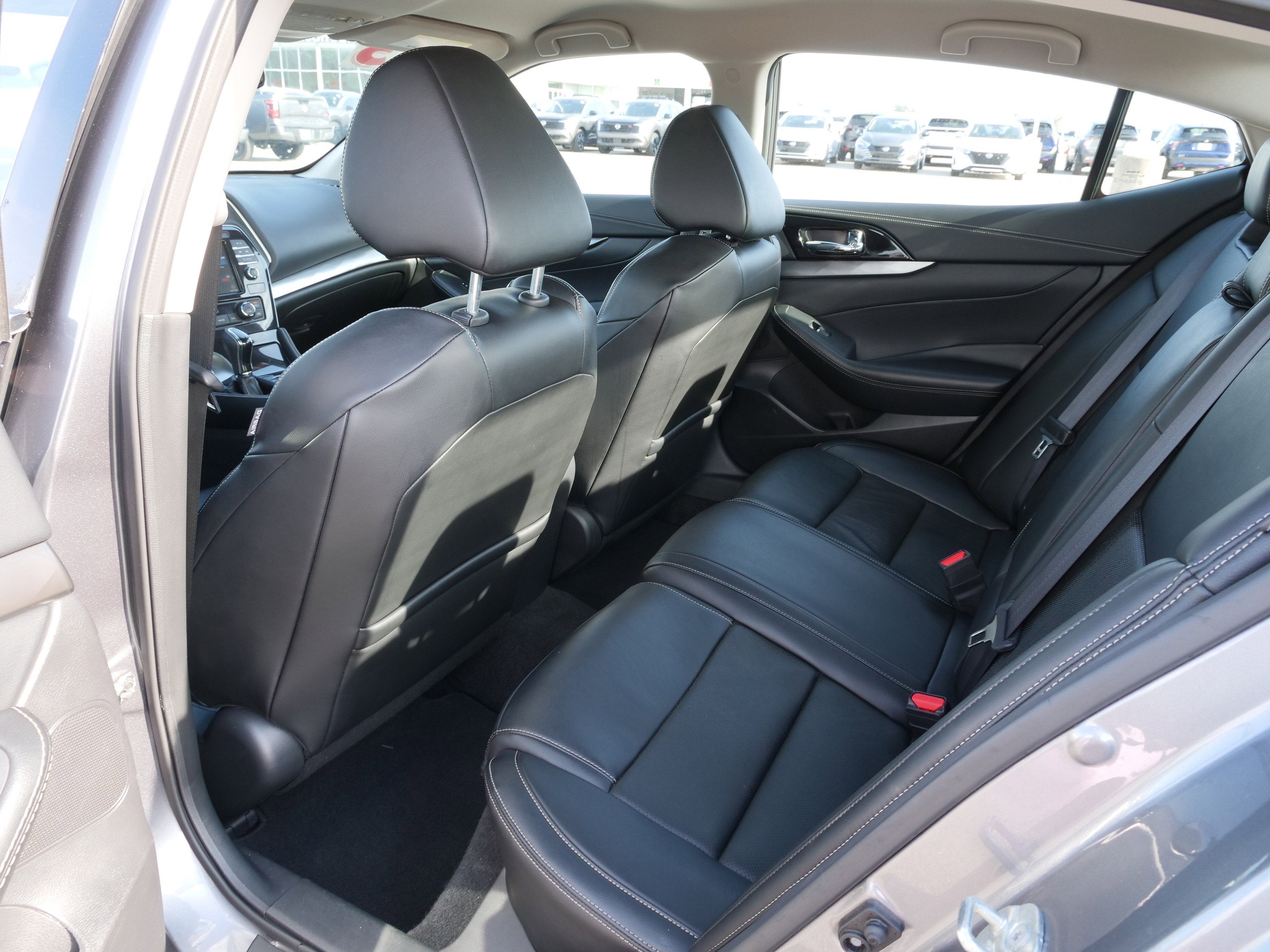 2023 Nissan Maxima SV