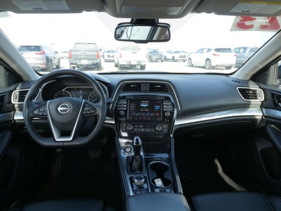 2023 Nissan Maxima SV