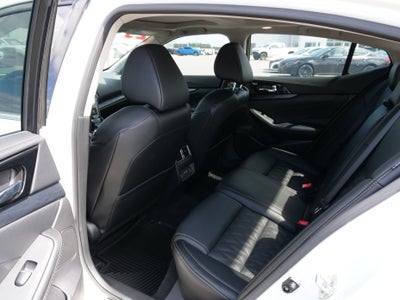 2023 Nissan Maxima Platinum