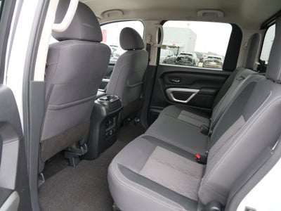 2023 Nissan Titan SV