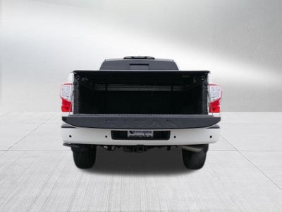 2023 Nissan Titan SV