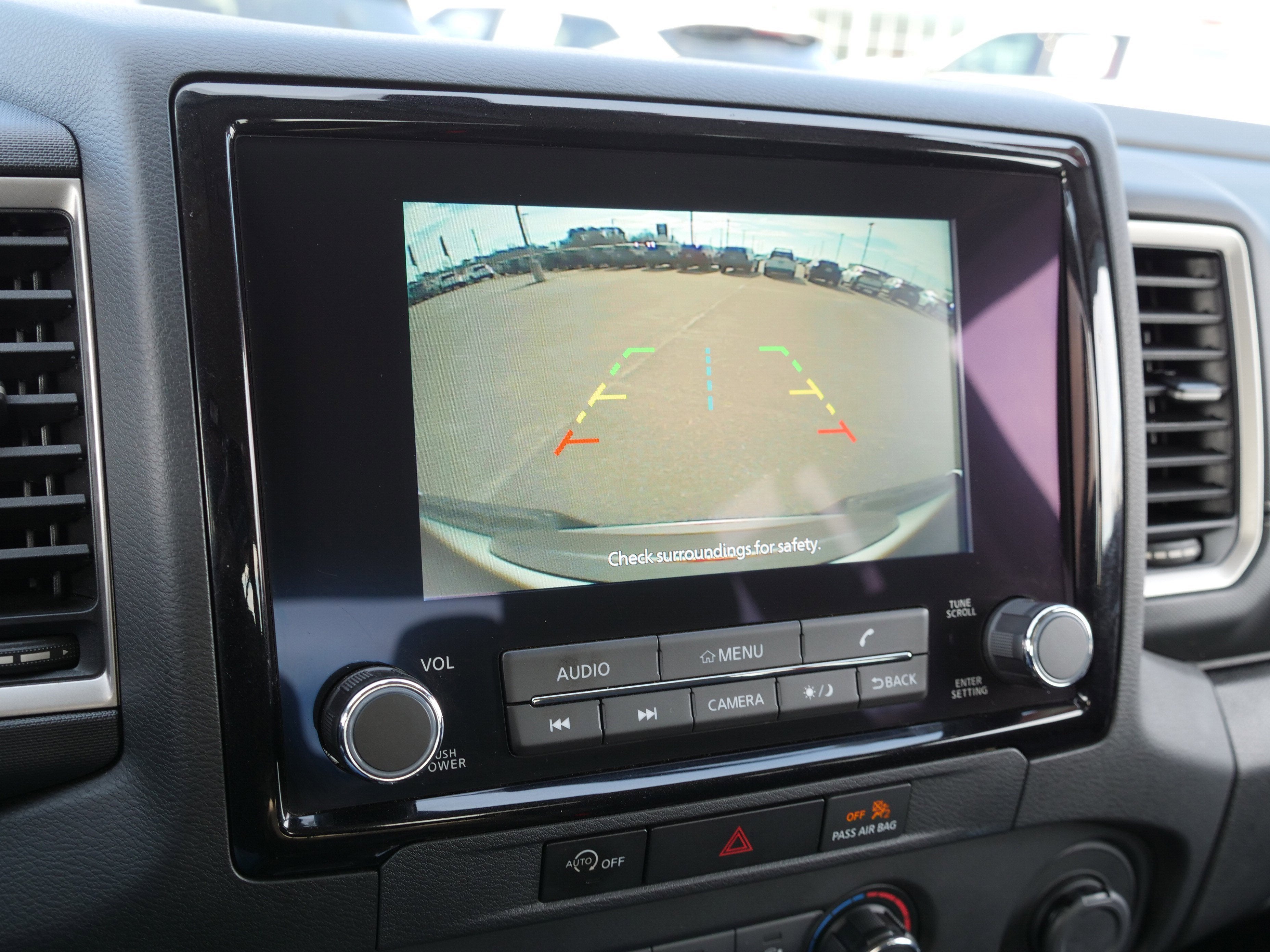 2024 Nissan Frontier SV