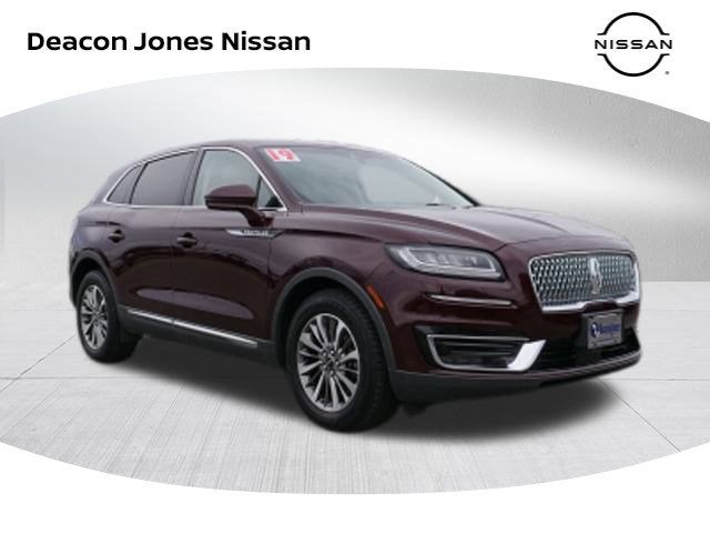 2019 Lincoln Nautilus Select