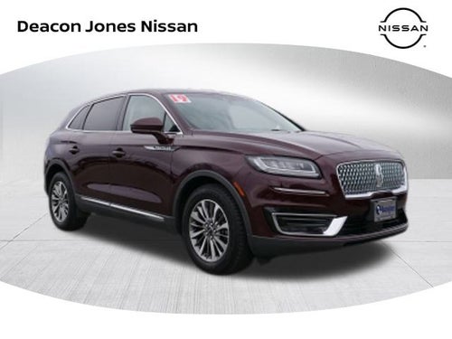 2019 Lincoln Nautilus Select