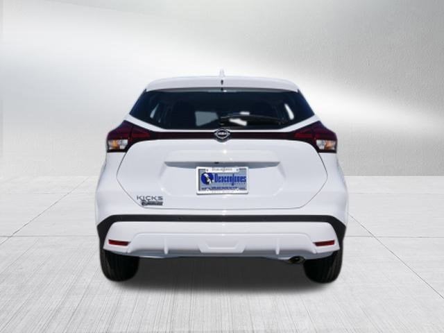 2025 Nissan Kicks Play S