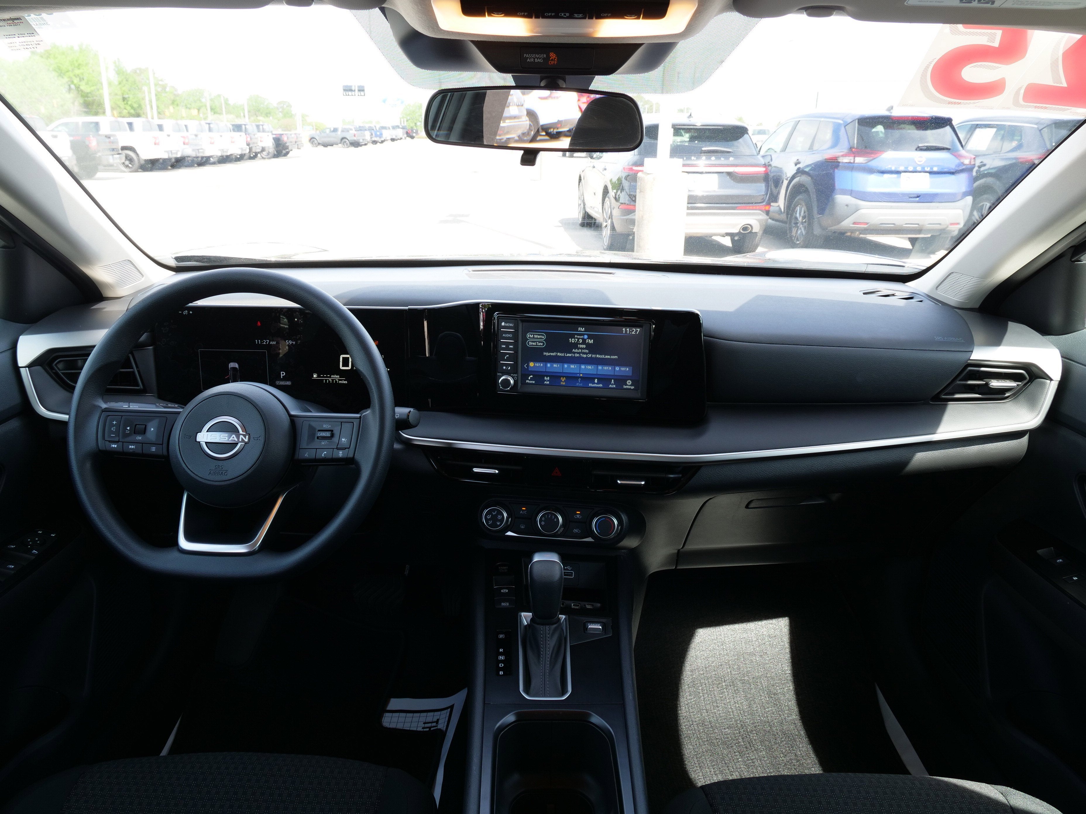 2025 Nissan Kicks S