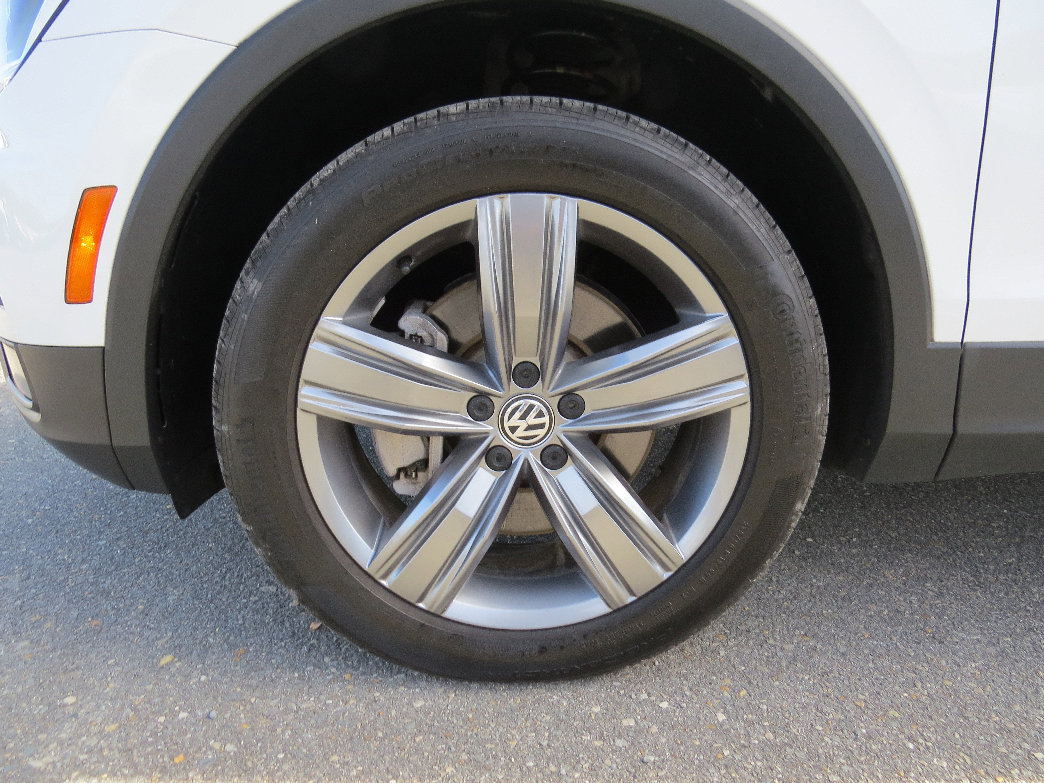 2021 Volkswagen Tiguan SE R-Line Black