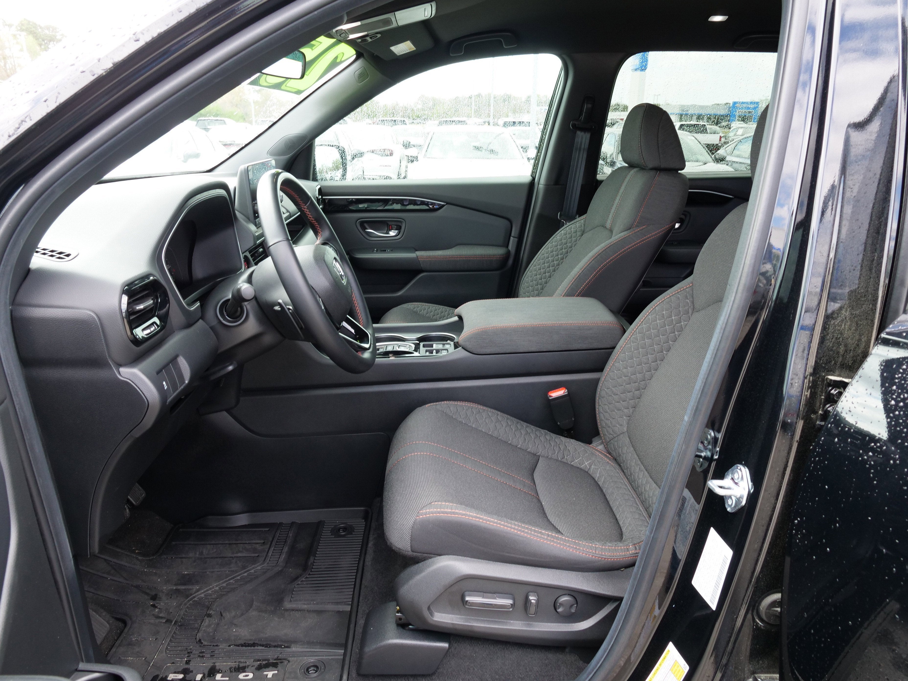 2025 Honda Pilot Sport