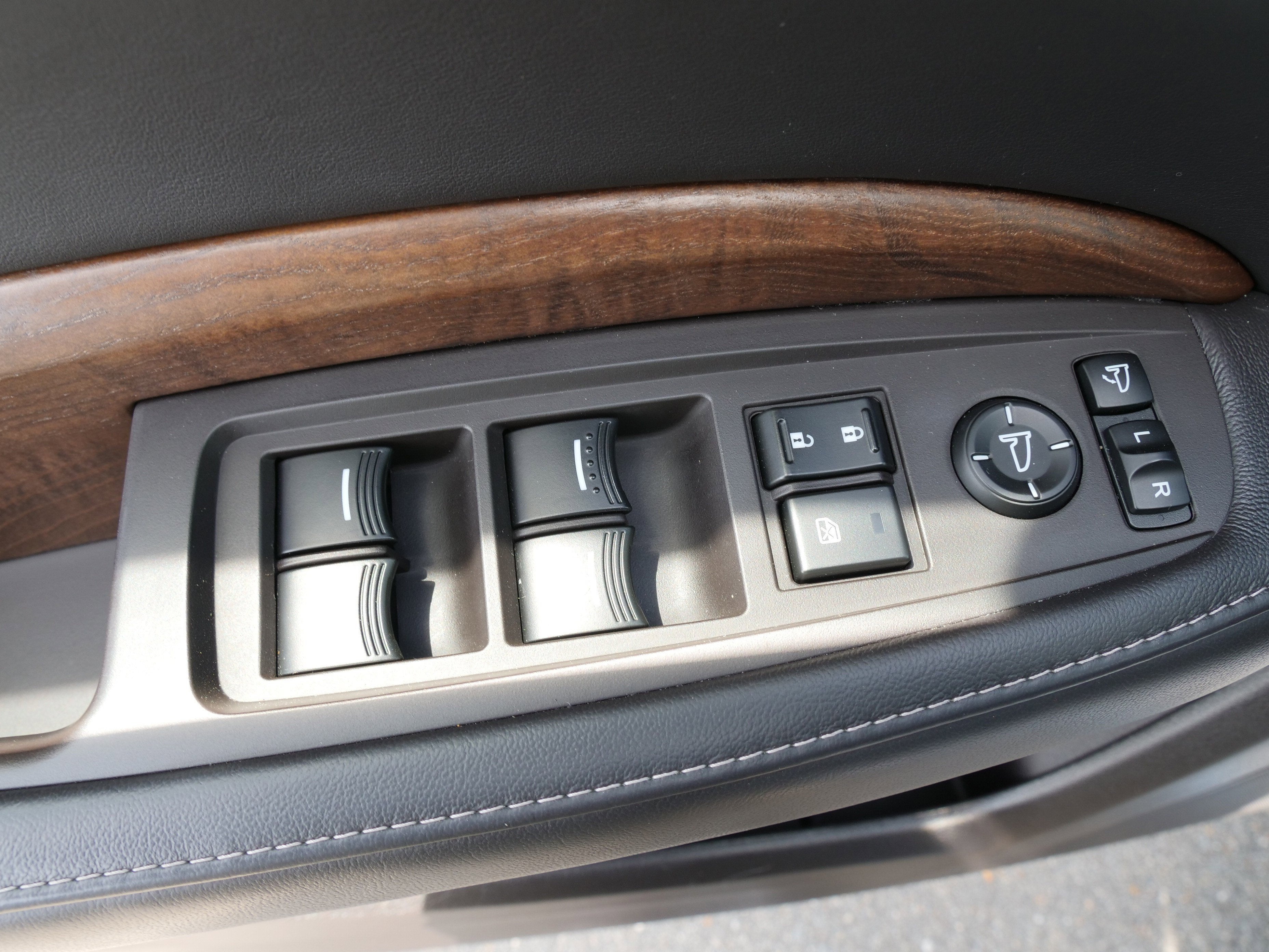 2020 Acura MDX w/Advance Pkg