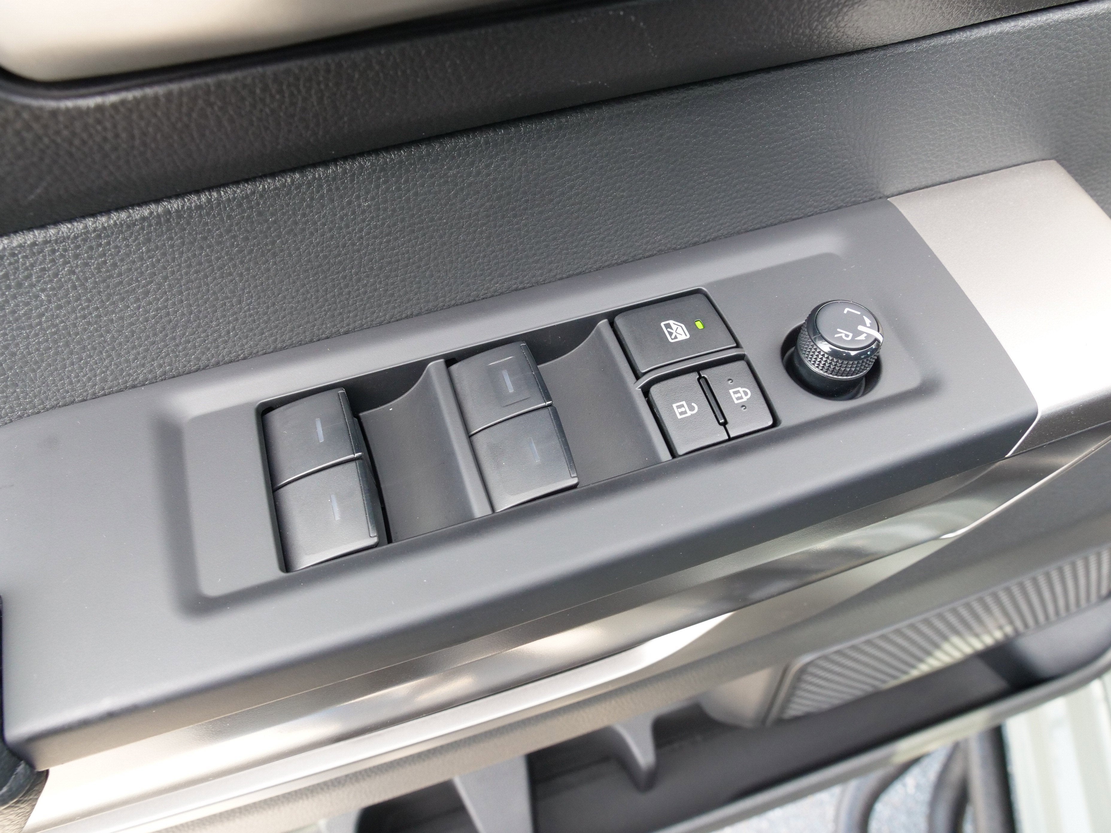 2025 Toyota Tundra 4WD SR5