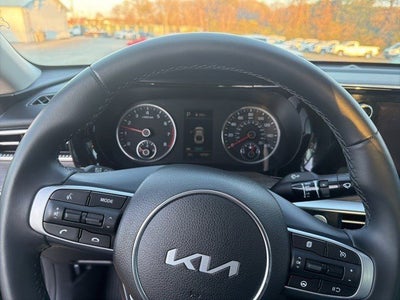 2023 Kia K5 EX