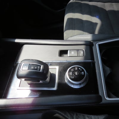 2023 Mitsubishi Outlander Base