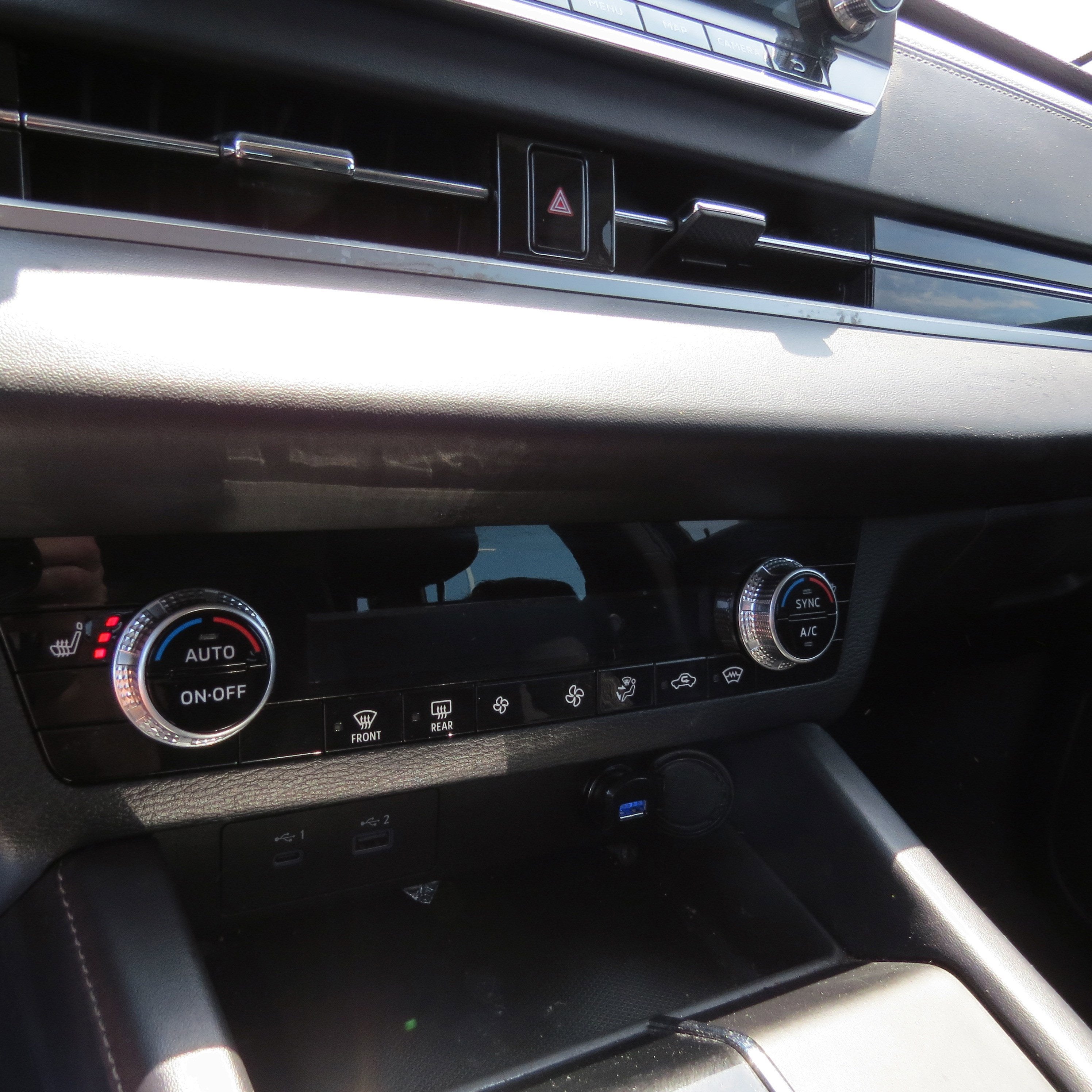 2023 Mitsubishi Outlander Base