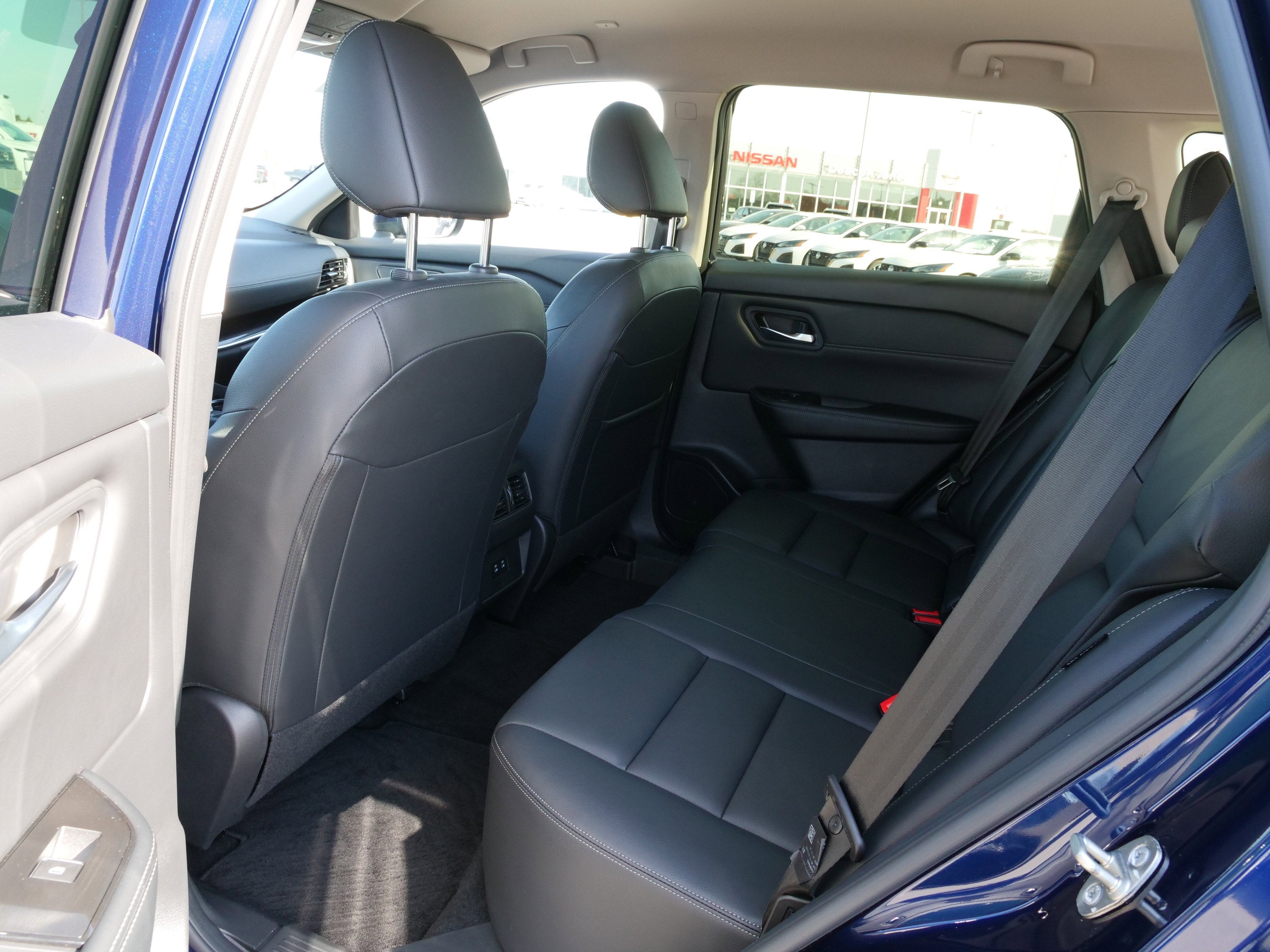 2024 Nissan Rogue SL