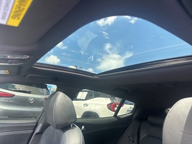 2023 Kia Stinger GT-Line