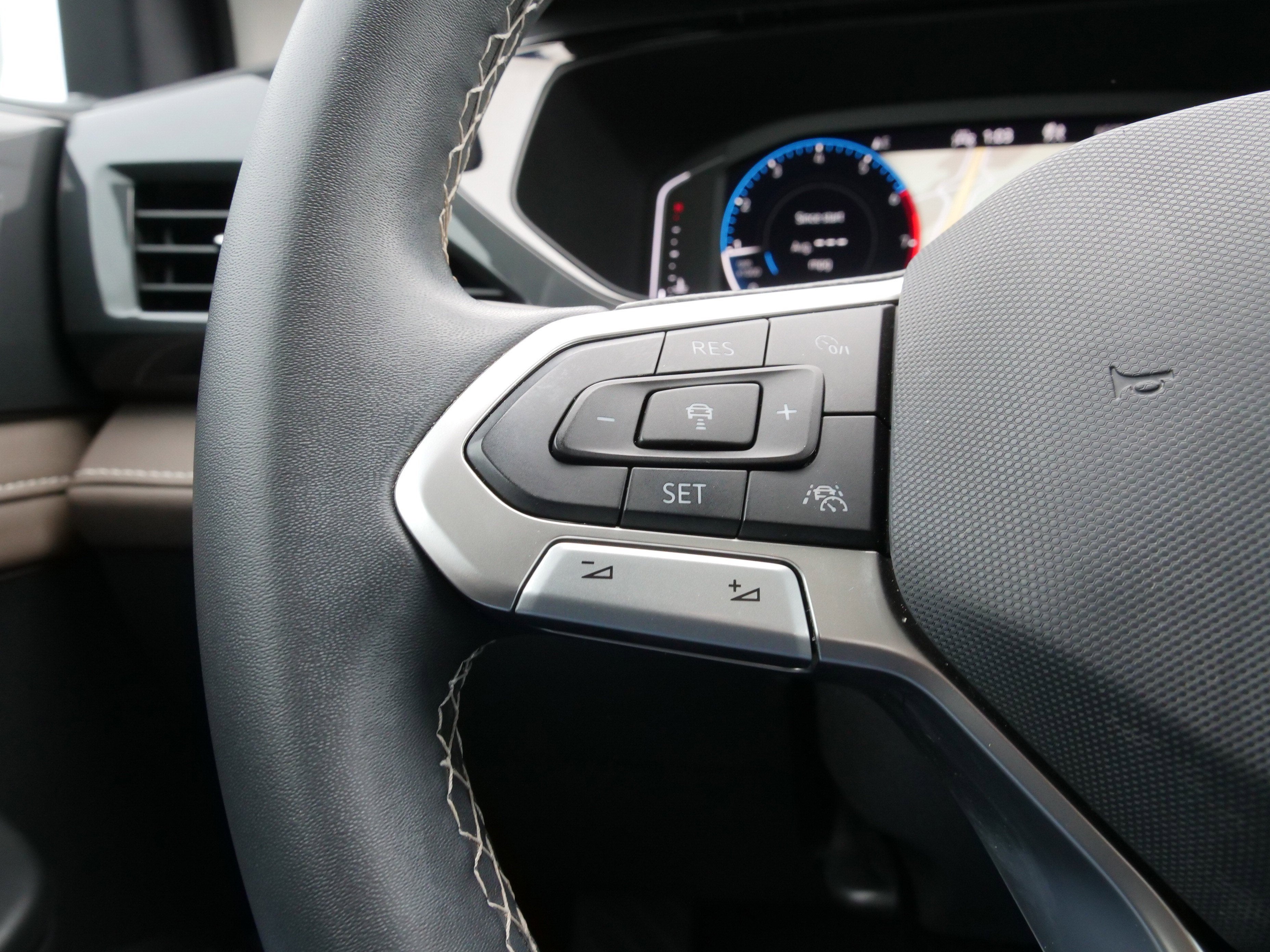 2022 Volkswagen Taos SEL