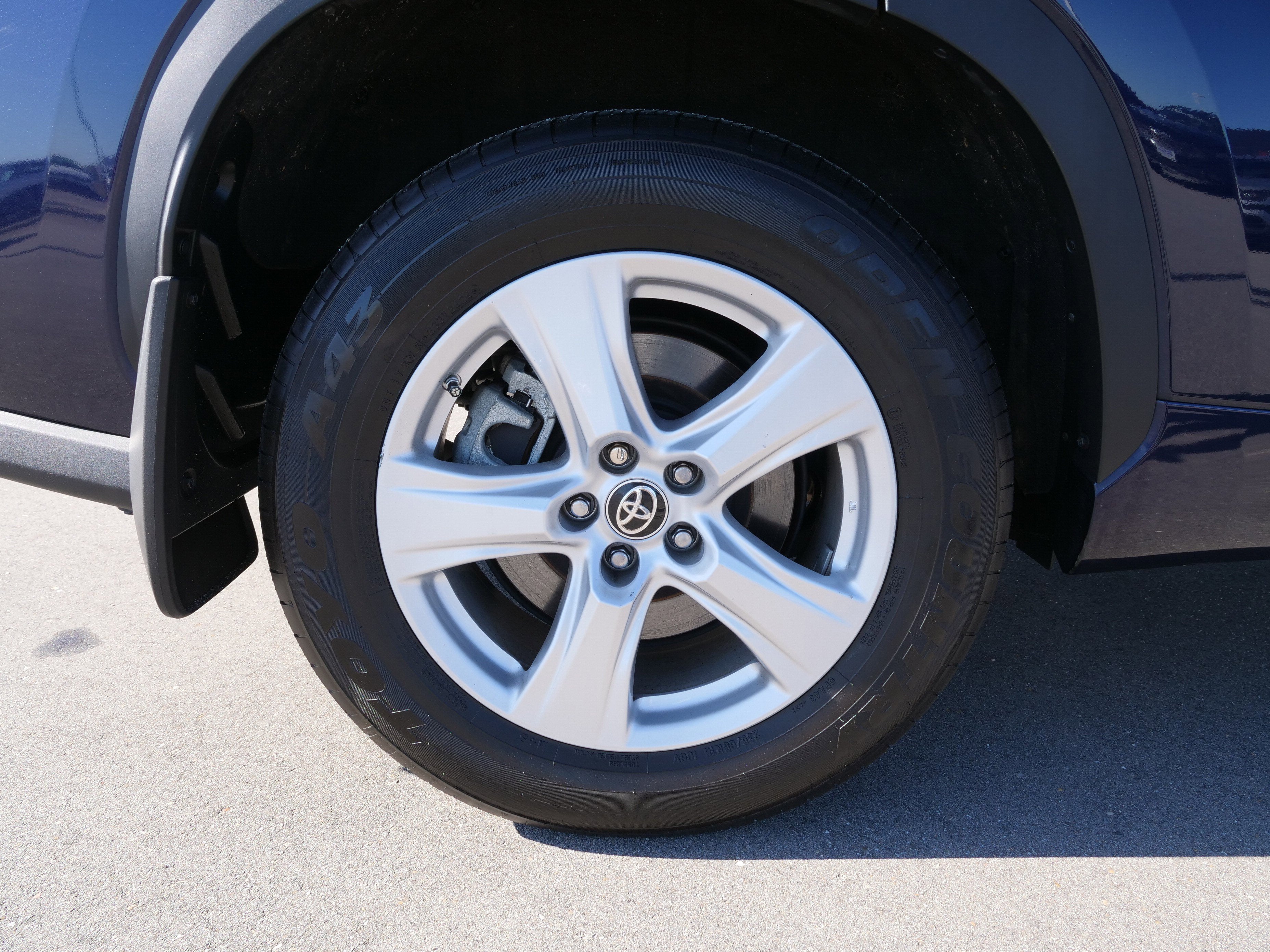 2022 Toyota Highlander L