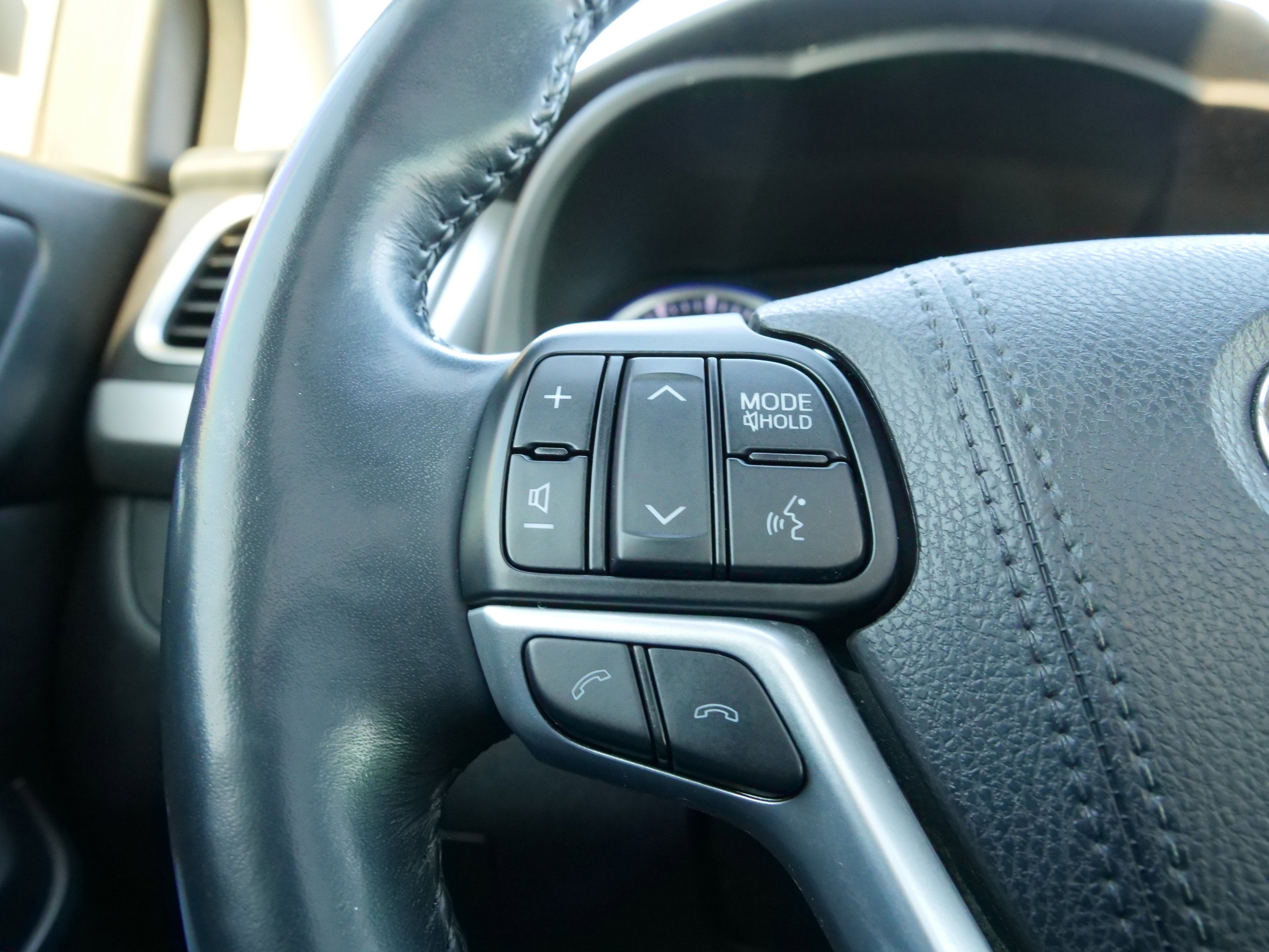 2017 Toyota Highlander Limited Platinum