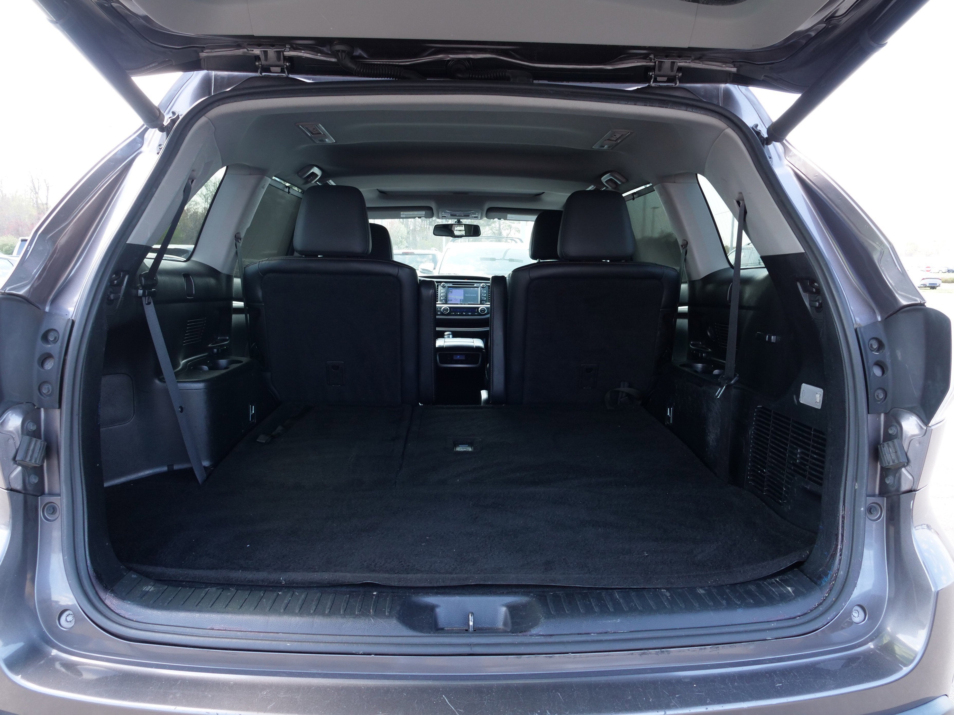 2016 Toyota Highlander Base
