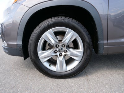 2016 Toyota Highlander Base