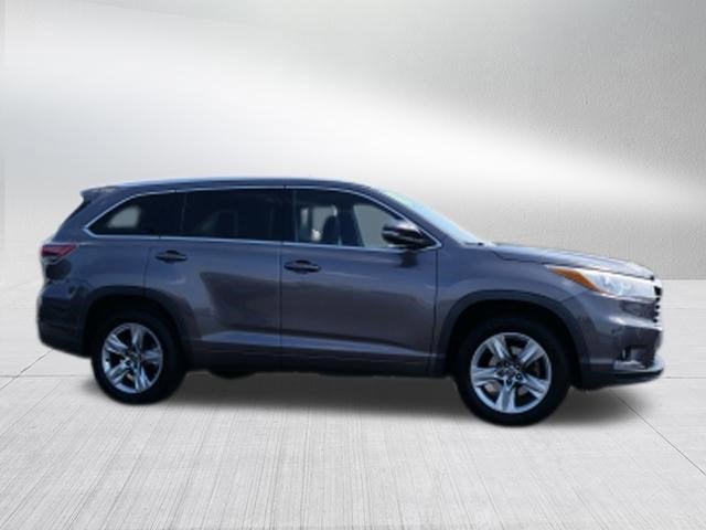 2016 Toyota Highlander Base
