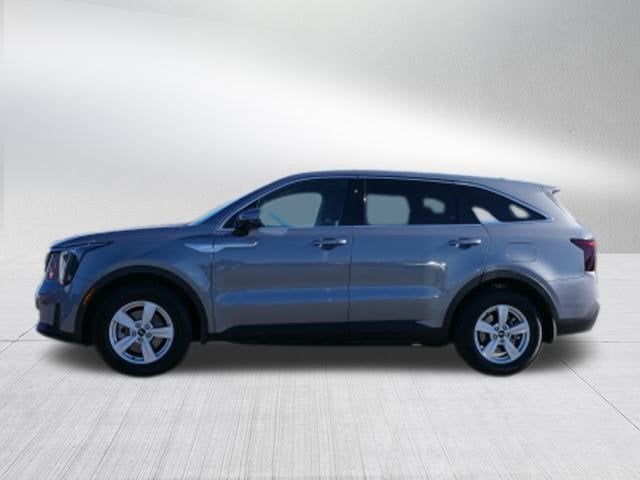 2025 Kia Sorento LX