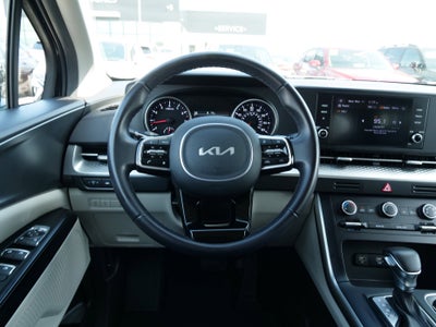 2024 Kia Carnival LX