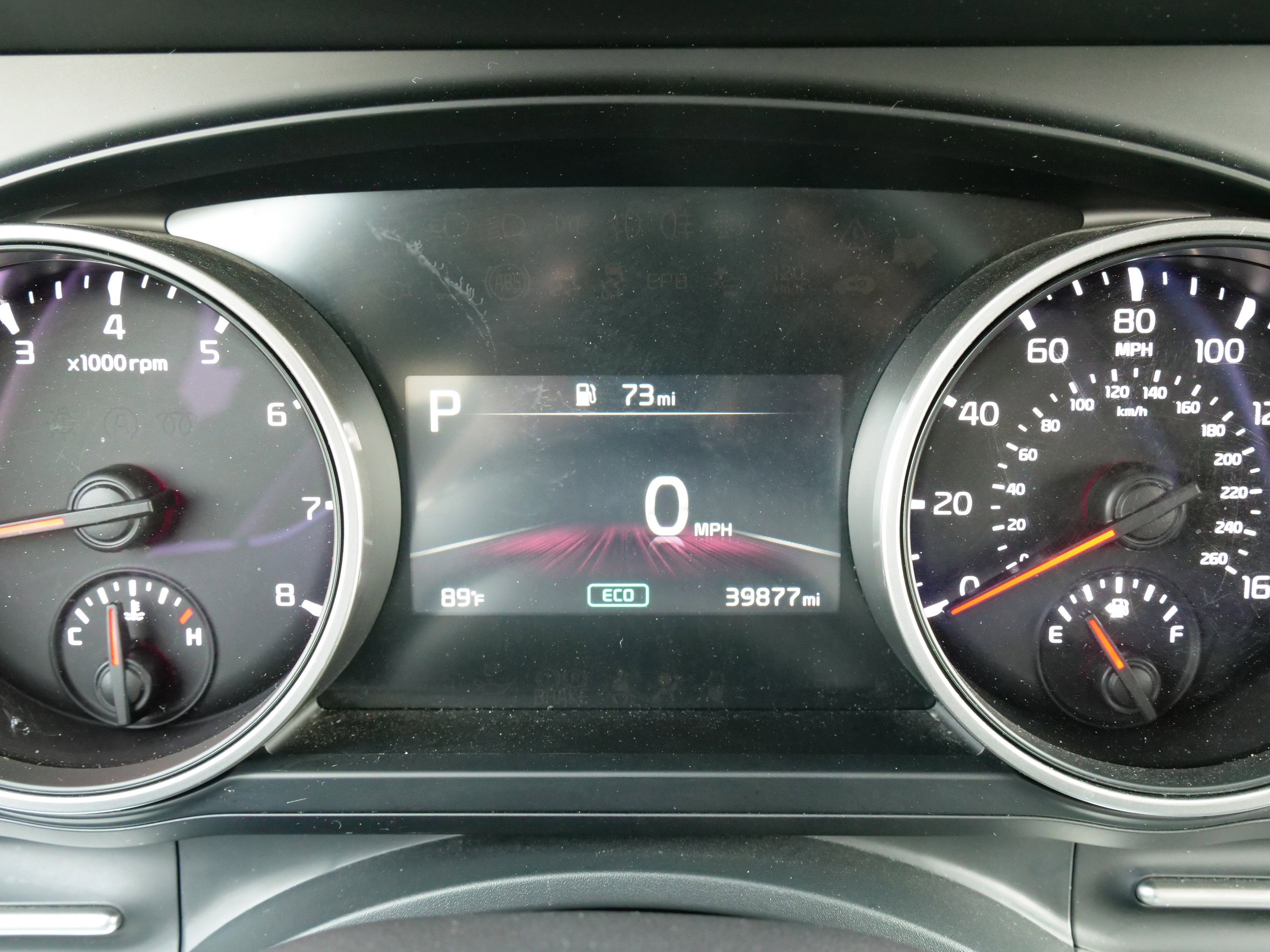 2024 Kia Carnival LX