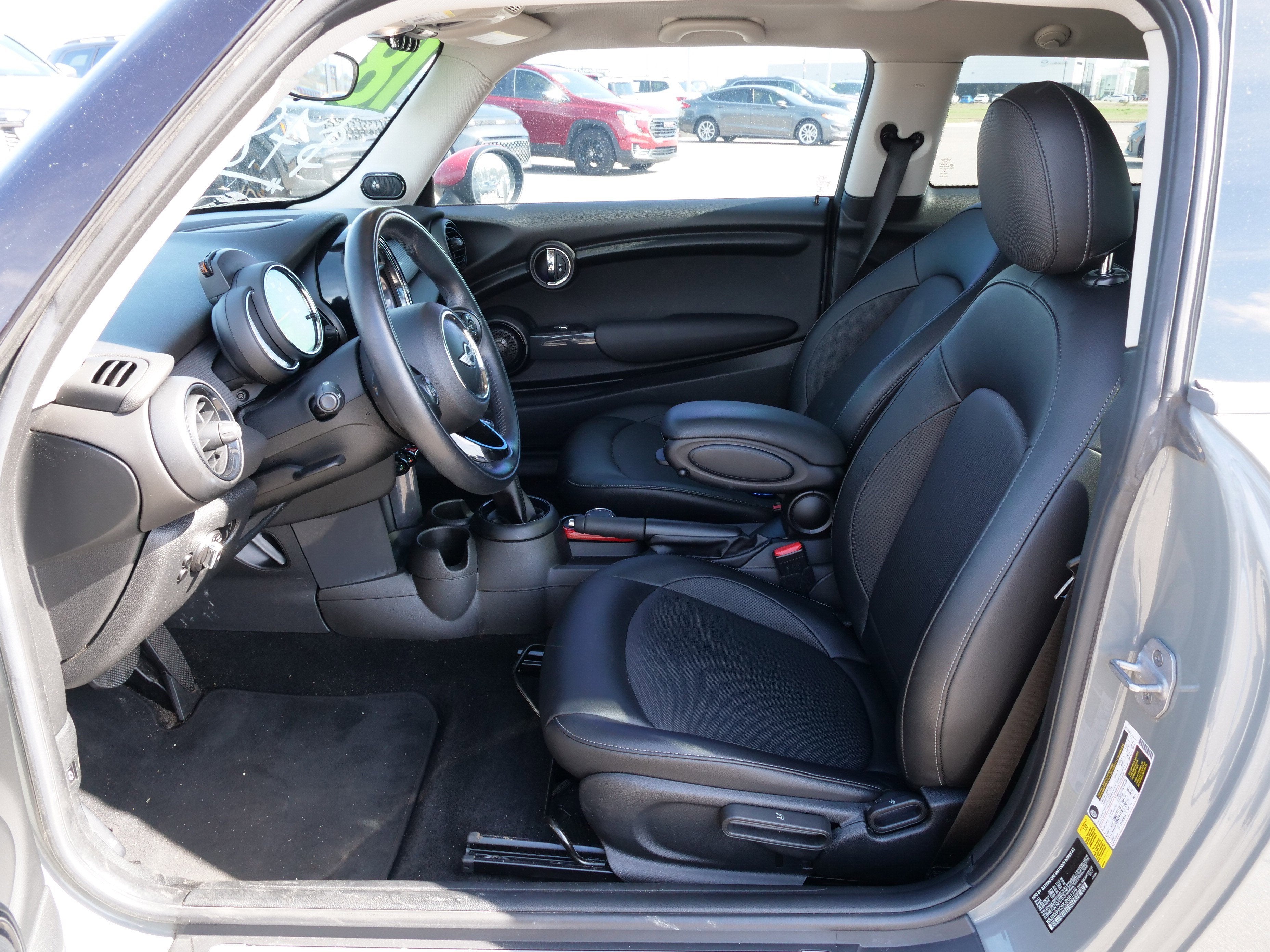 2018 MINI Hardtop 2 Door Base