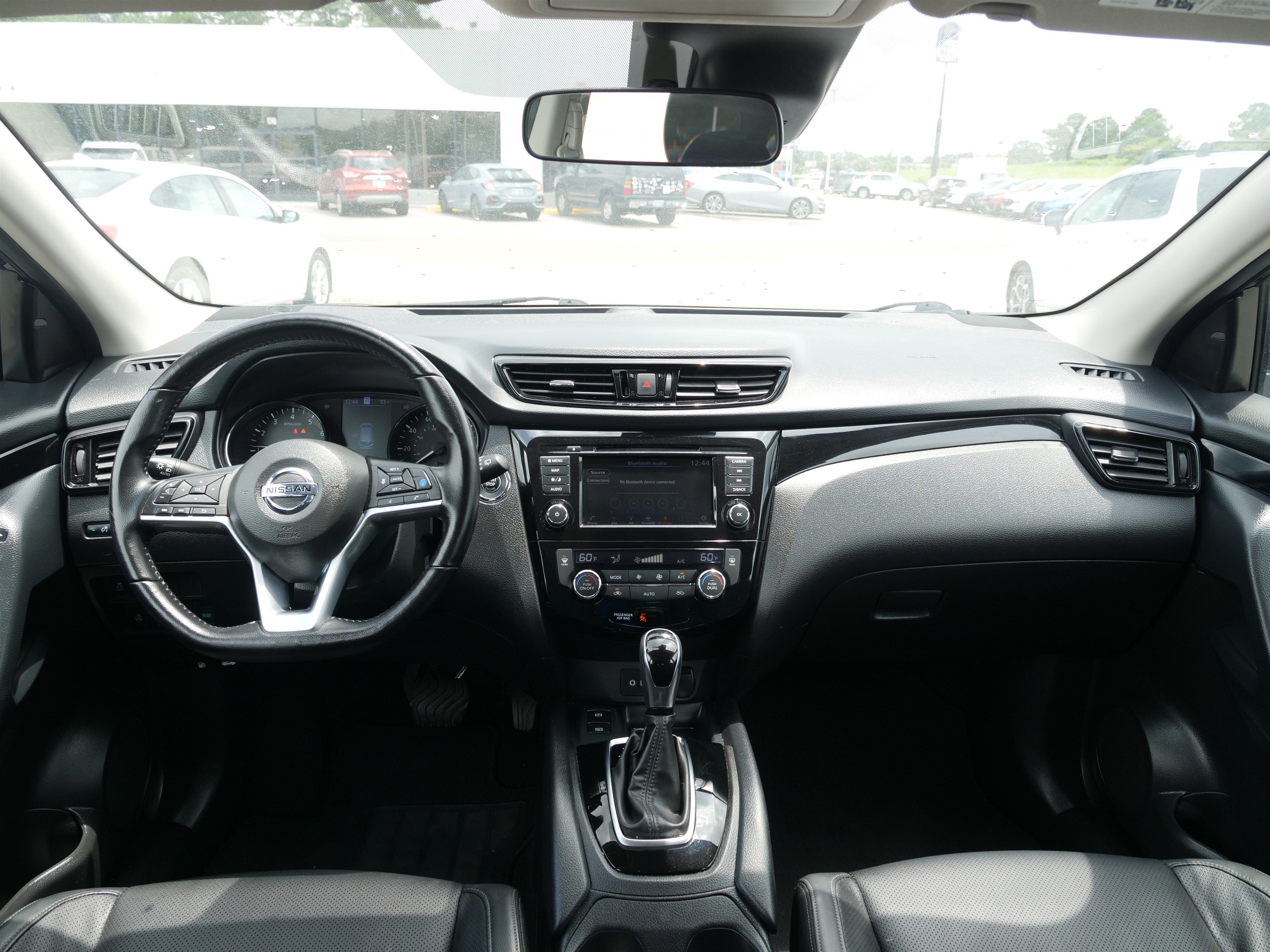 2022 Nissan Rogue Sport SL