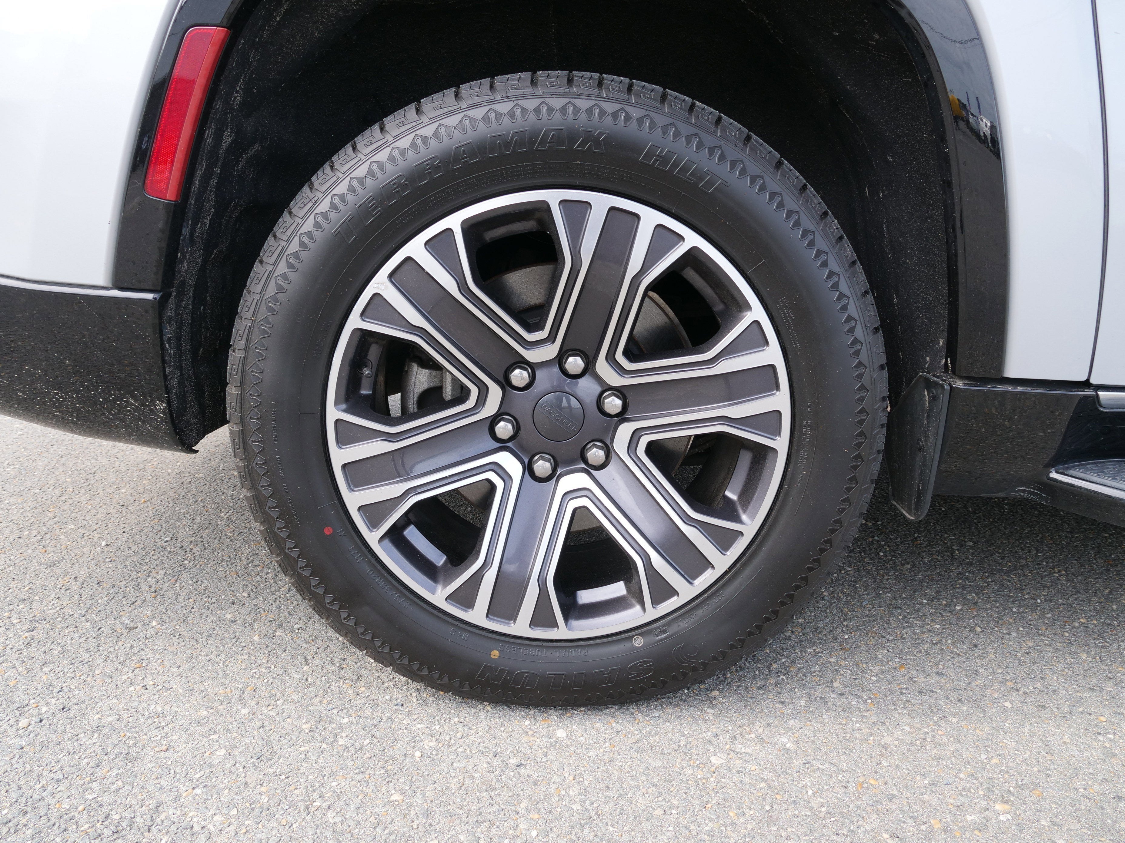 2024 Jeep Wagoneer L Series II